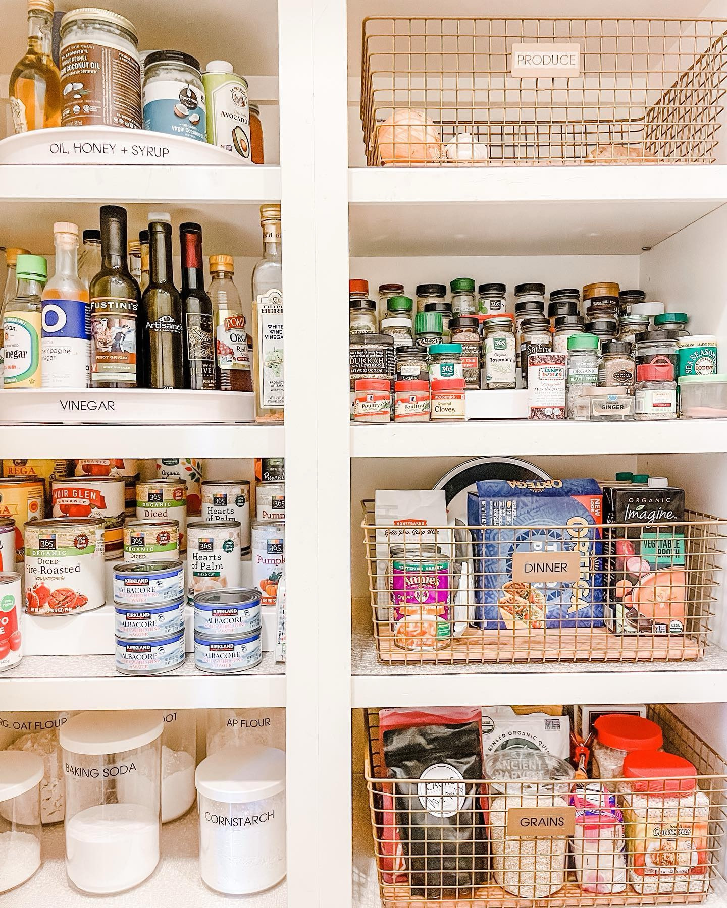 Is your pantry Thanksgiving ready?! 🦃 

If it is filled to the brim, consider pulling some pantry staples and donating to a food bank. 

A few local options include the Zionsville Food Pantry located at @zpc_org, the Little Free Pantry at @marshillarts or @hvafofindiana who provides emergency food, clothes and toiletries to veterans throughout the year!