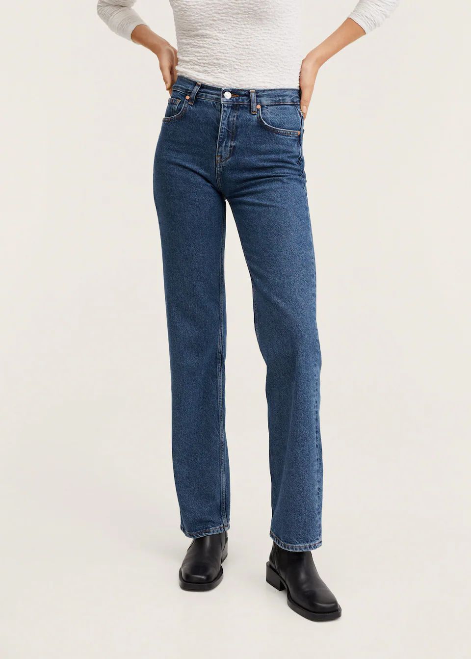 Mid-rise straight jeans | MANGO (UK)