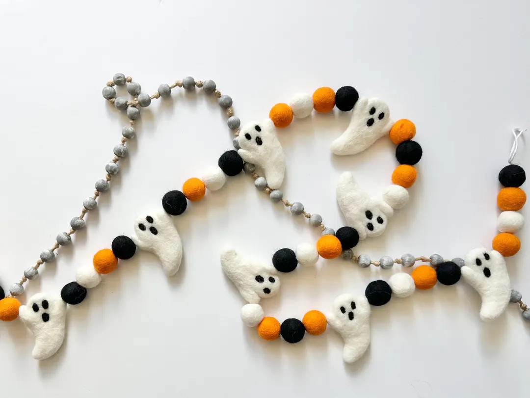 Customizable Felt Ghost Garland - Spooky Halloween Felt Ball Bunting - Seasonal Autumn Banner - C... | Etsy (US)