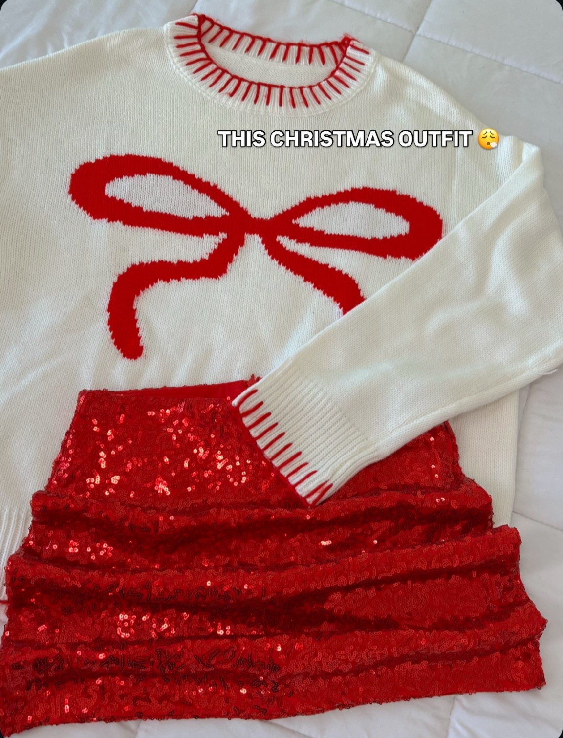 Obsessed with this bow sweater! 

#LTKHoliday #LTKFindsUnder50 #LTKSeasonal