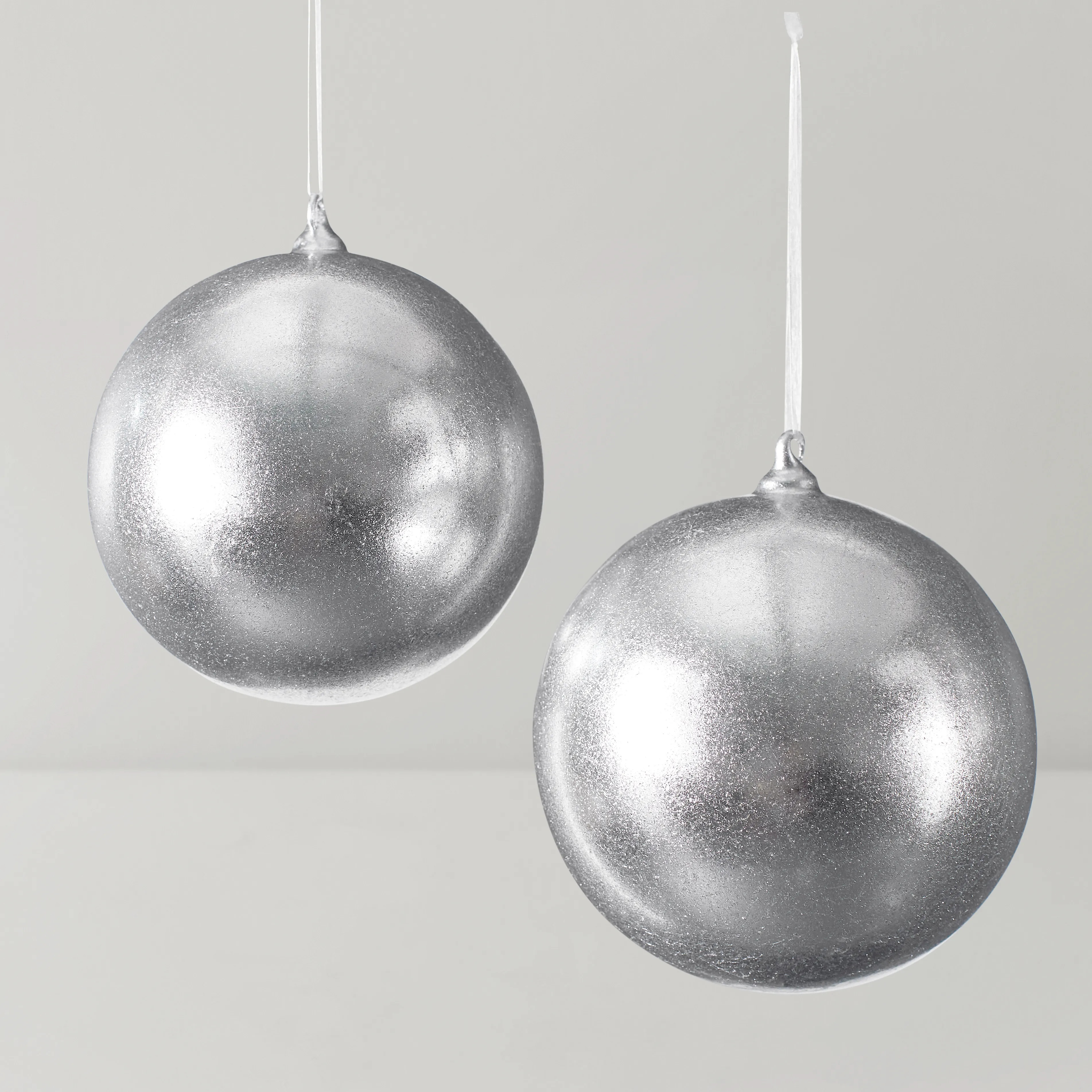 Oversized Silver Ornament 8" - Set of 2 | Z Gallerie