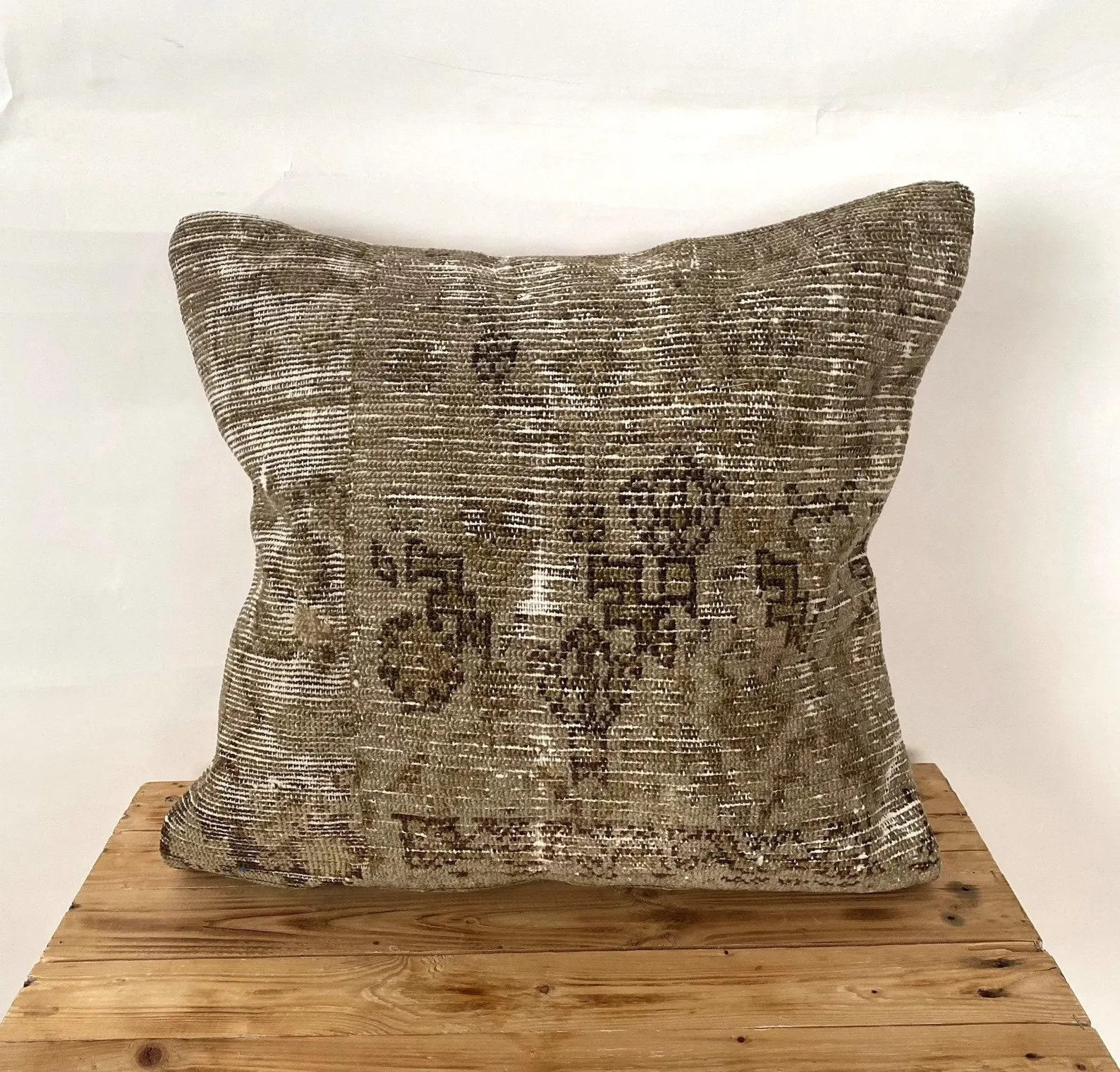 Persian Pillow Cover, 20” X 20” Decorative Pillow, Handmade Pillow, Couch Pillow, Boho Throw ... | Etsy (Global)