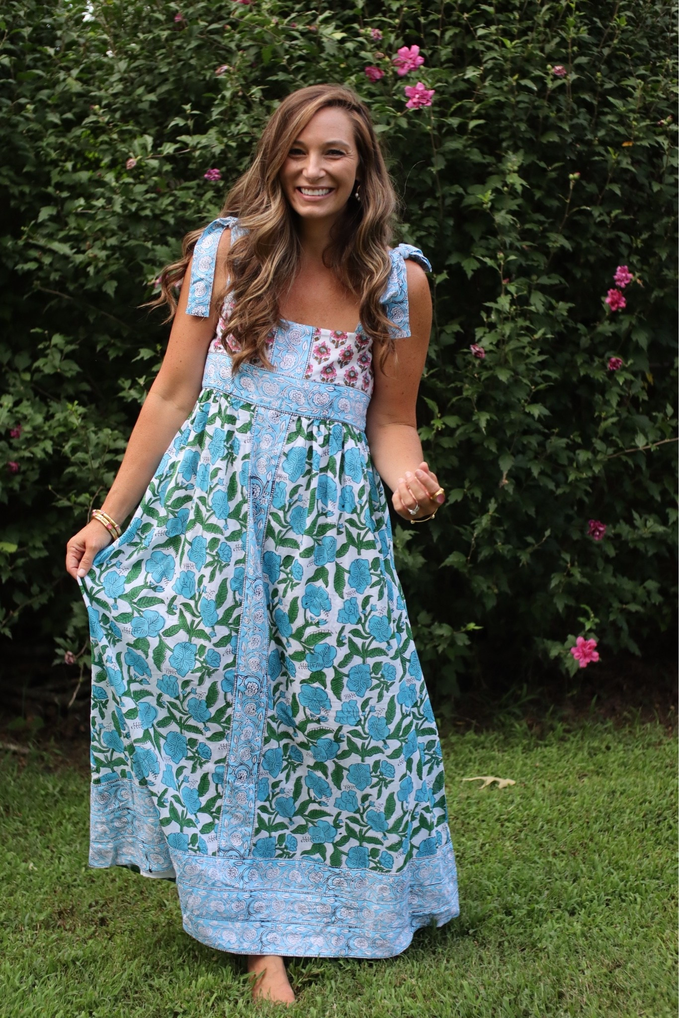 Shoulder tie maxi dresses 💙 summer dresses / Mother’s Day

#LTKMothersDay #LTKootd #LTKSaleAlert