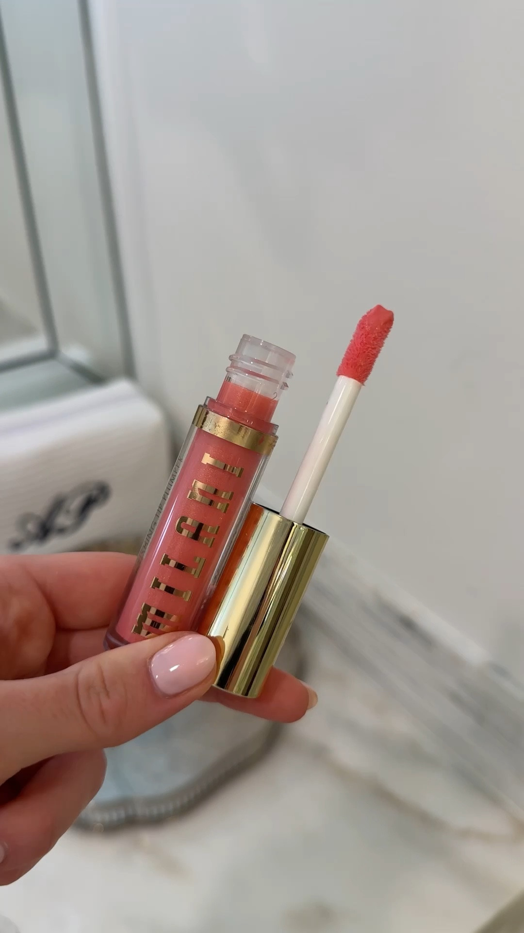 #ad Check out the @milanicosmetics Keep It Full Nourishing Lip Plumpers next time you are at @target ! They are the perfect way to add shimmer, volume and hydration! #target #targetpartner #milanicosmetics #grwmmilani #liketkit @shop.ltk 

#LTKStyleTip #LTKBeauty #LTKSeasonal