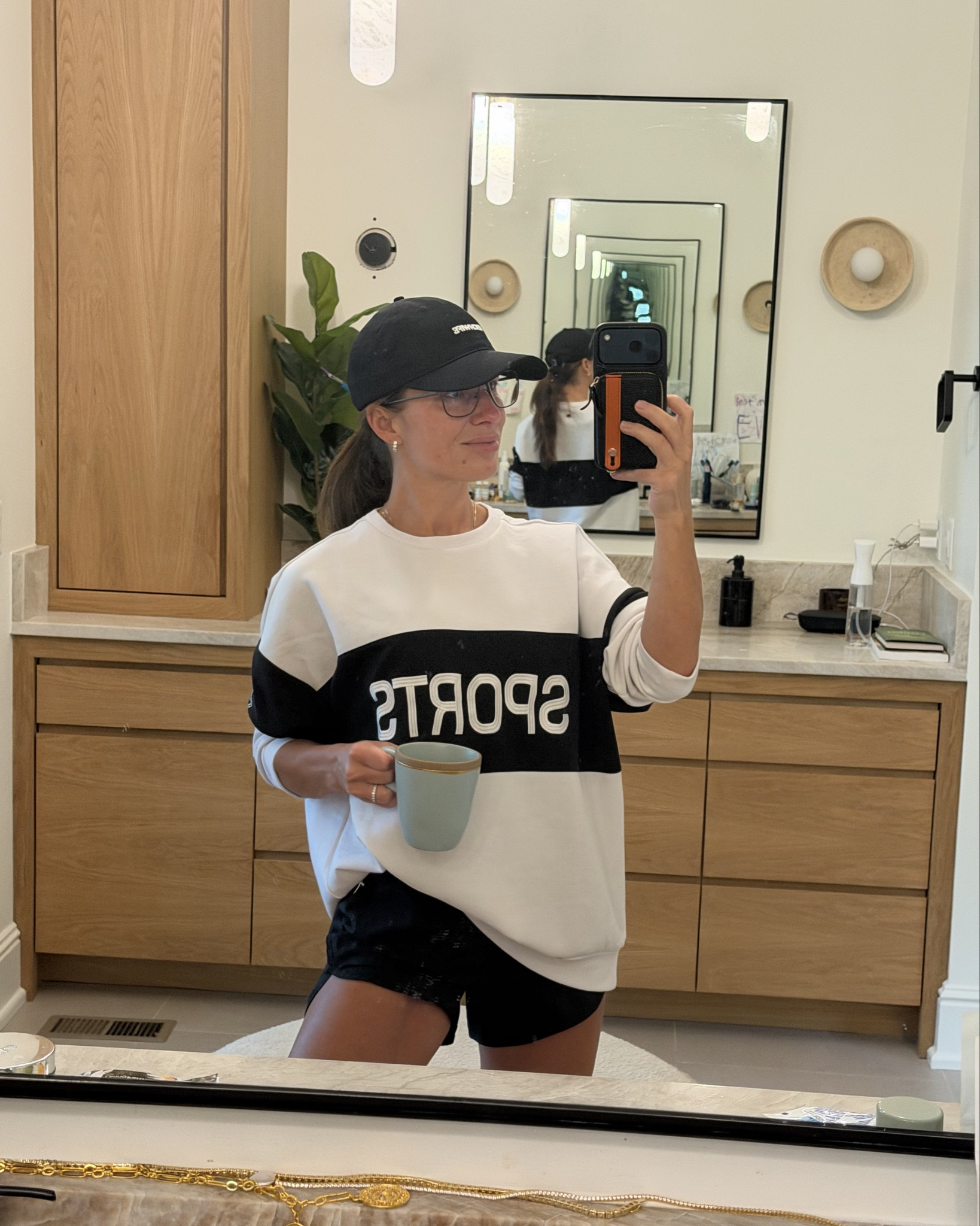 Saturday OOTD!

Hat is @richwife 

#LTKmomlife #LTKootd #LTKgrwm