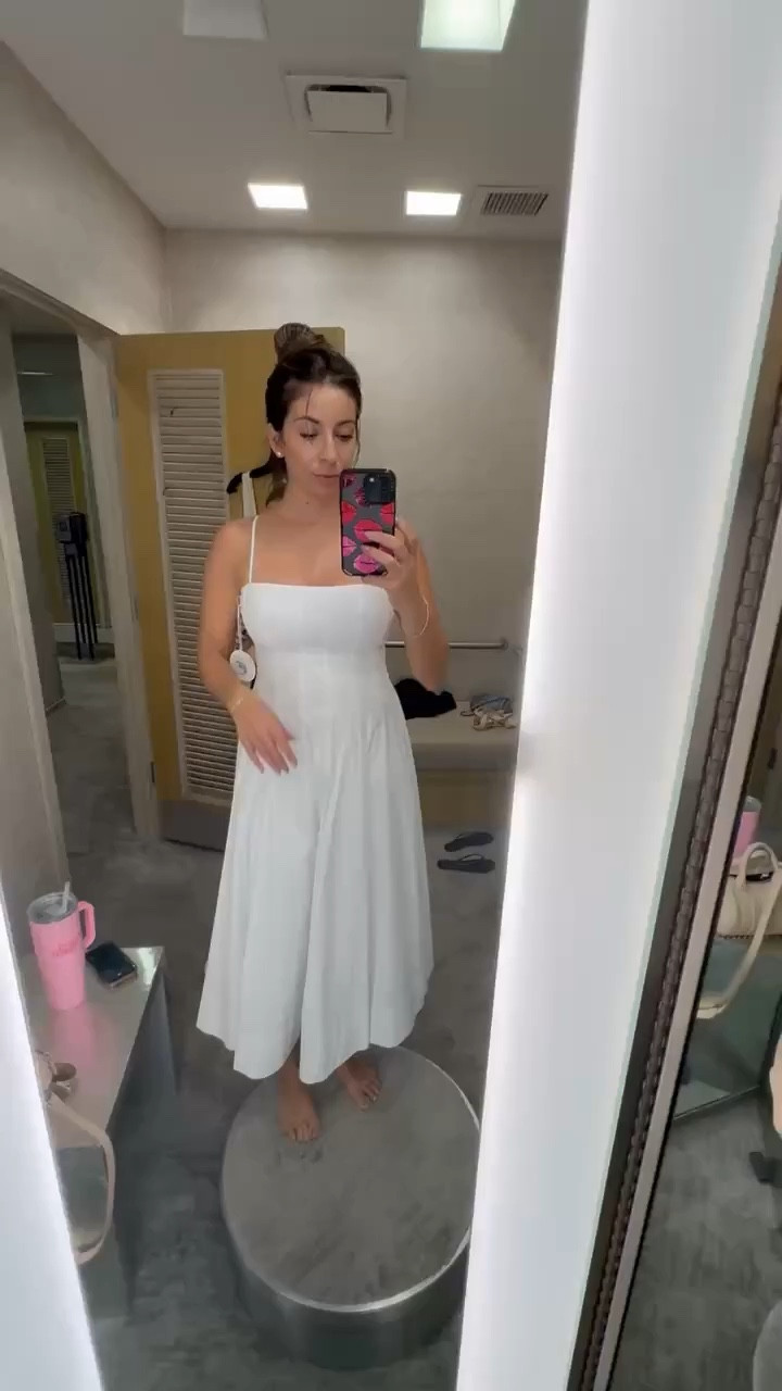 The perfect spring dress!! Seriously the fit the cut the quality - AMAZING. 

#LTKWatchNow #LTKSeasonal #LTKStyleTip