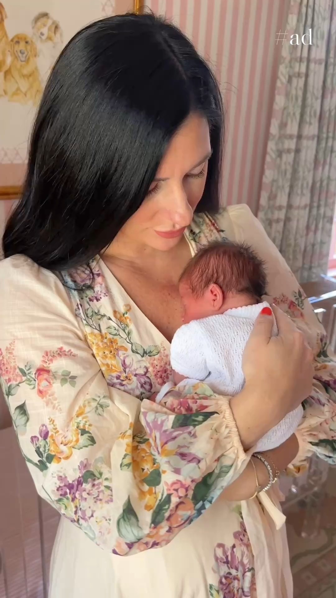 #ad Our tiny girl is growing more and more each day. One thing I still can’t get over is how small their little newborn diapers are. I think it really puts in perspective how fast they grow and how precious this time is. As parents, we want only the best for our littles, which is why we use @huggies Little Snugglers diapers. I know they protect her gentle skin while being fragrance free and made without lotions and harsh ingredients. Huggies Little Snugglers diapers also have all around blow out protection. It’s hard to believe someone so tiny can do so much damage, haha! Obviously I love putting my girls in sweet outfits, so it’s nice to not have to worry about leaks or blowouts ruining them. We pick up our Little Snugglers diapers on our @target runs. They always have great deals on diapers so I will often stock up when they are on special. 
#littlesnugglers #targetpartner #target #huggies
