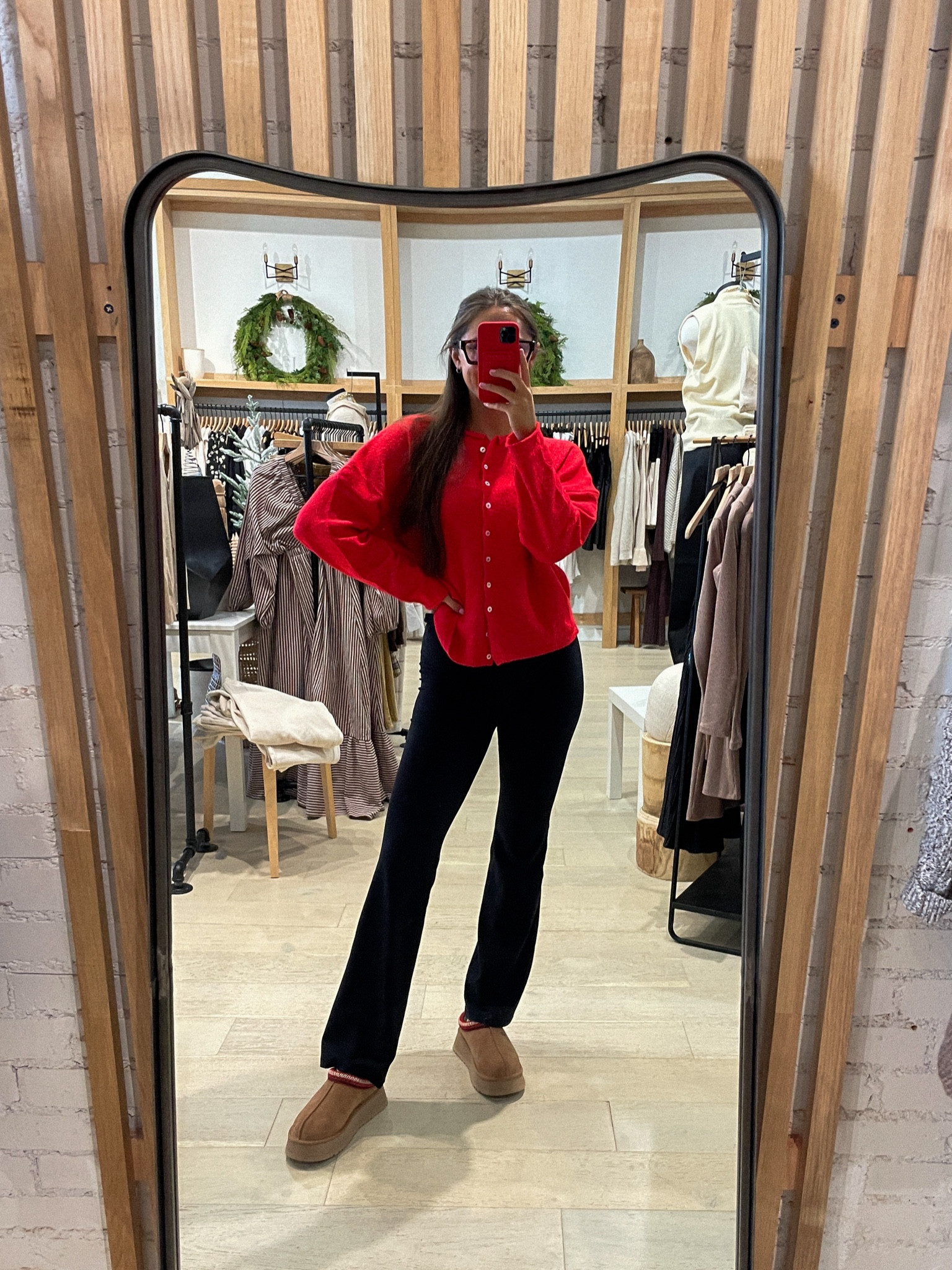 comfy fit today (and everyday)♥️
cardigan is Things Between but linking similar 

#LTKHoliday #LTKSeasonal