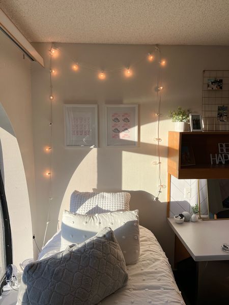 Dorm room #whitedecor #college #dormroom #university #bedroom #roominspo #edisonlights #vanity #deskdecor #decor #homedecor

Follow my shop @katelyn_hammer on the @shop.LTK app to shop this post and get my exclusive app-only content!

#liketkit #LTKhome #LTKunder50 #LTKbeauty
@shop.ltk
https://liketk.it/3NZdj

#LTKhome #LTKU #LTKbeauty