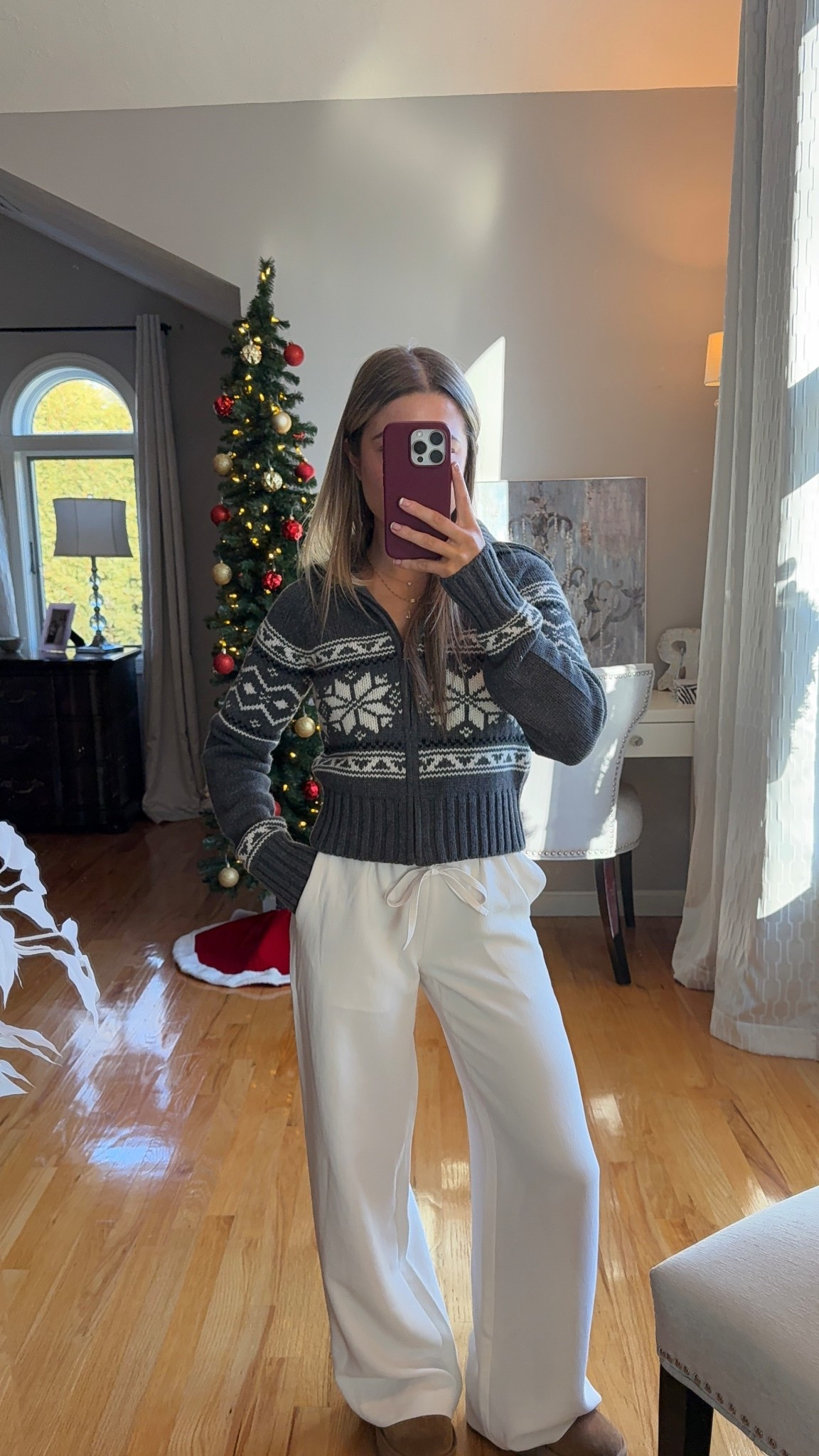 wearing a xs in sweater and 2xs in pants 

#LTKHoliday #LTKootd #LTKU