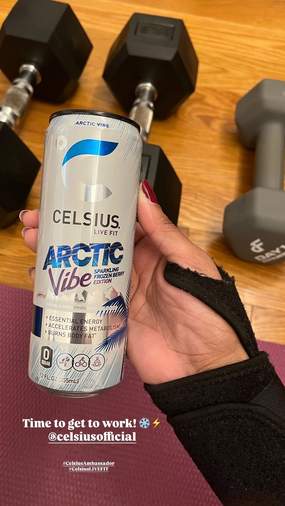 Need an energy boost with zero sugar?! Celsius is my favorite energy drink to get me through my toughest workouts!

 Time to get to work! ❄️⚡️

#CelsiusAmbassador
#CelsiusLIVEFIT

#LTKActive #LTKfitnessgoals
