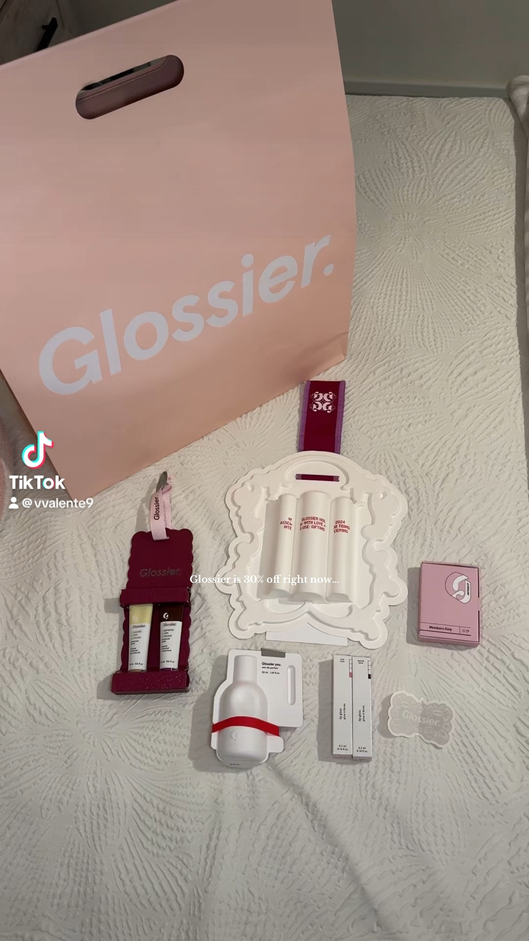 Glossier must haves!!!! 30% off site wide right now 


#LTKHoliday #LTKSaleAlert #LTKCyberWeek