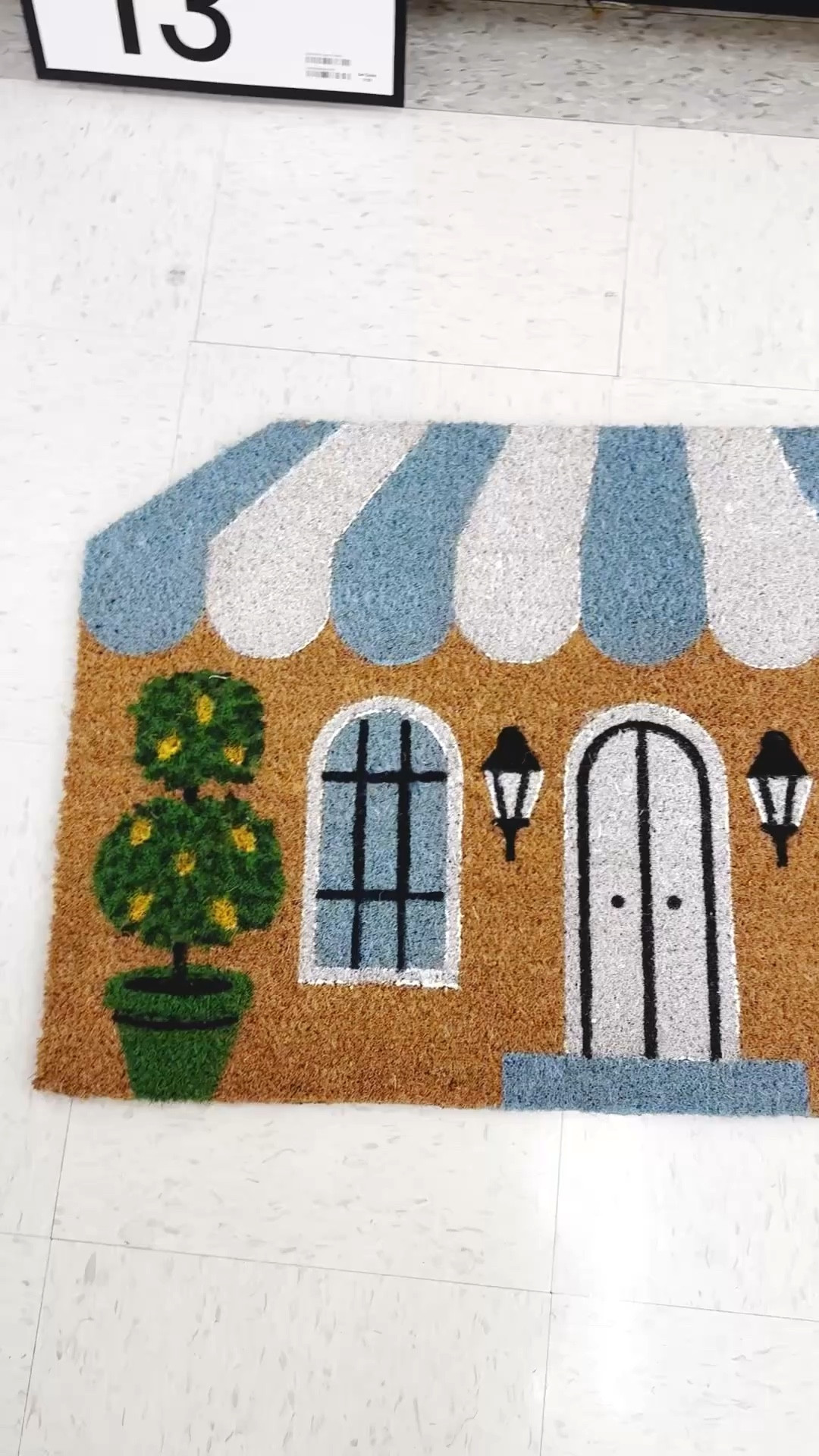 Bring a fresh & inviting look to your entryway with this seasonal doormat! Greet your guests in style all summer long! @Target 

#LTKHome #LTKSeasonal