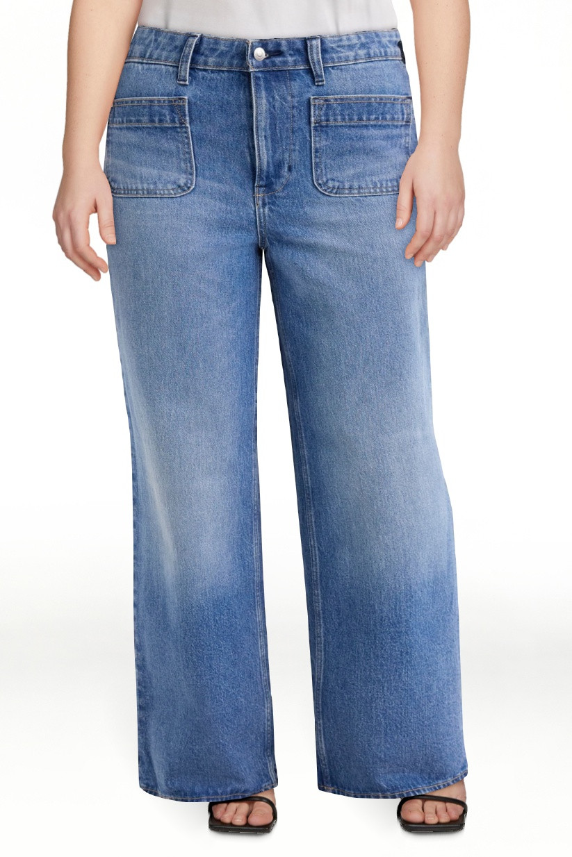 Free Assembly Women's and Women's Plus Wide Leg Jeans with Patch Pockets, 30", 32", and 34" Insea... | Walmart (US)