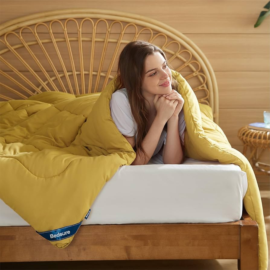 Bedsure Comforter Duvet Insert - Quilted Comforters Queen Size, All Season Duvet, Down Alternativ... | Amazon (US)