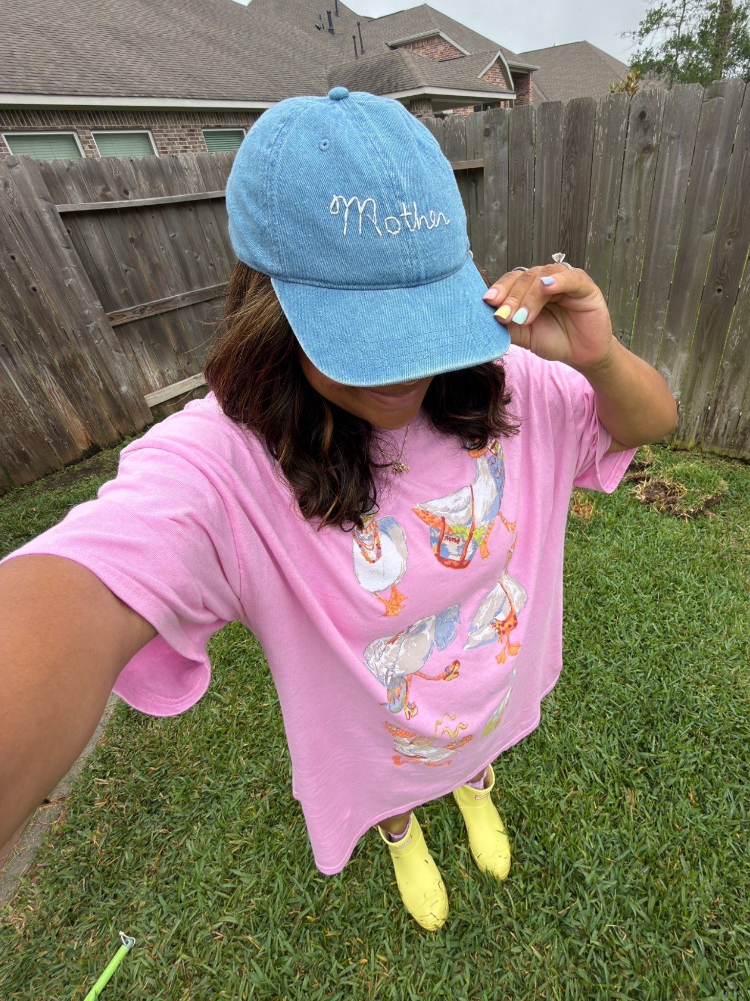 WEEKEND OUTFIT: wore this for some yard work and love my booties!! Run a little big! Currently 20% off right now too!

#LTKootd #LTKmomlife