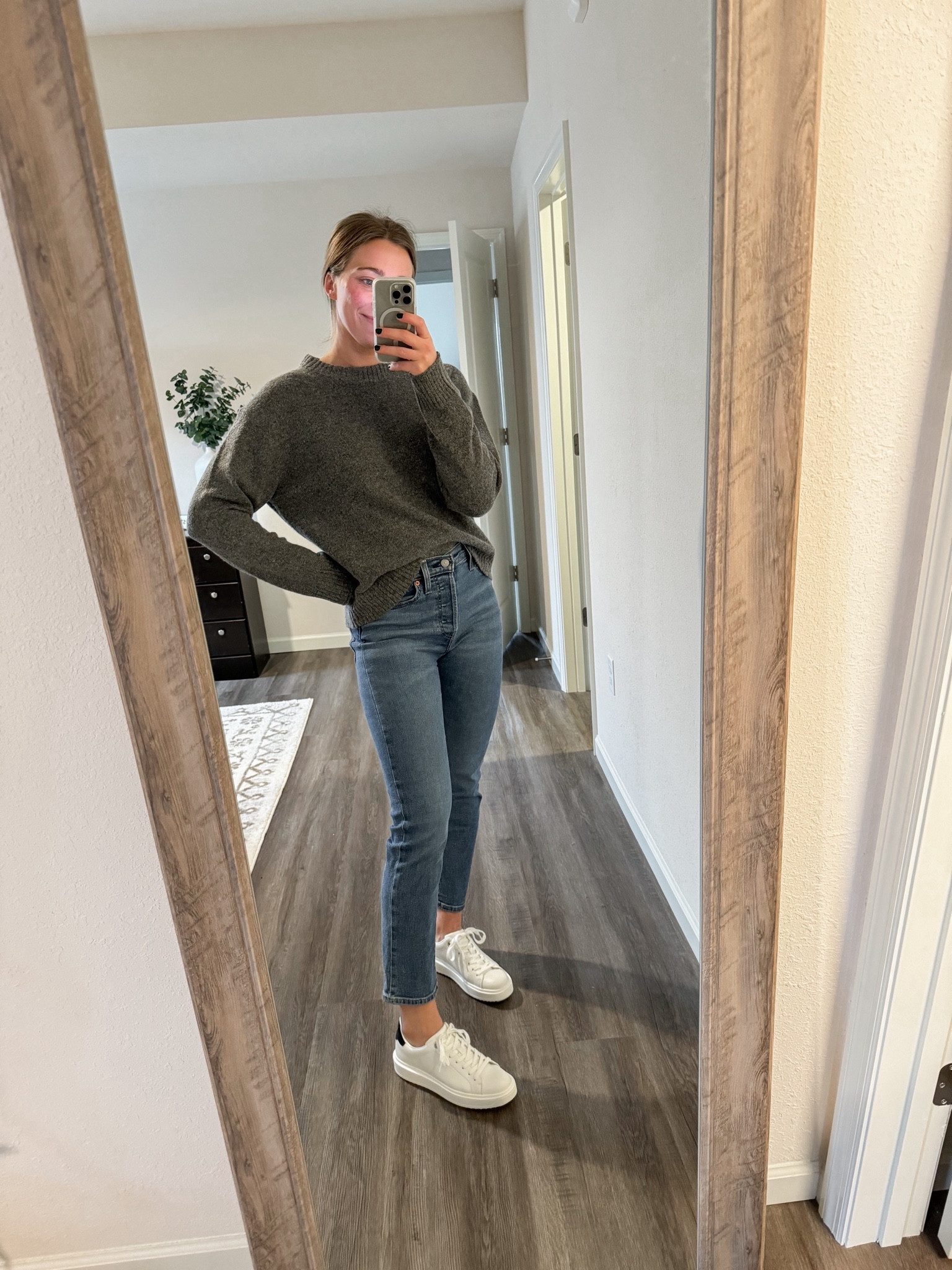 Outfit linked! My sweater is on sale at AE right now! Wearing a size small. 

#casualoutfit #straightjeans #sweater #whitesneakers #platformsneakers 