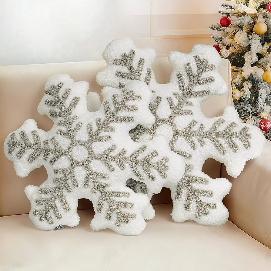 AELS Tufted 3D Snowflake Christmas Decorative Throw Pillows, Set of 2, 21.6"& 17.7" Cute Winter P... | Amazon (US)
