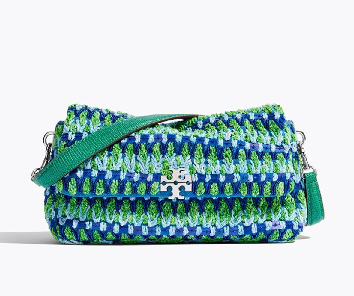 SMALL CHARLIE BEADED SHOULDER BAG

A modern classic. The Small Charlie Shoulder bag is updated for the season in woven cotton with beaded embellishment. Part of our summer collection, inspired by escape, reverie and play

#LTKMothersDay #LTKWorkwear #LTKSeasonal