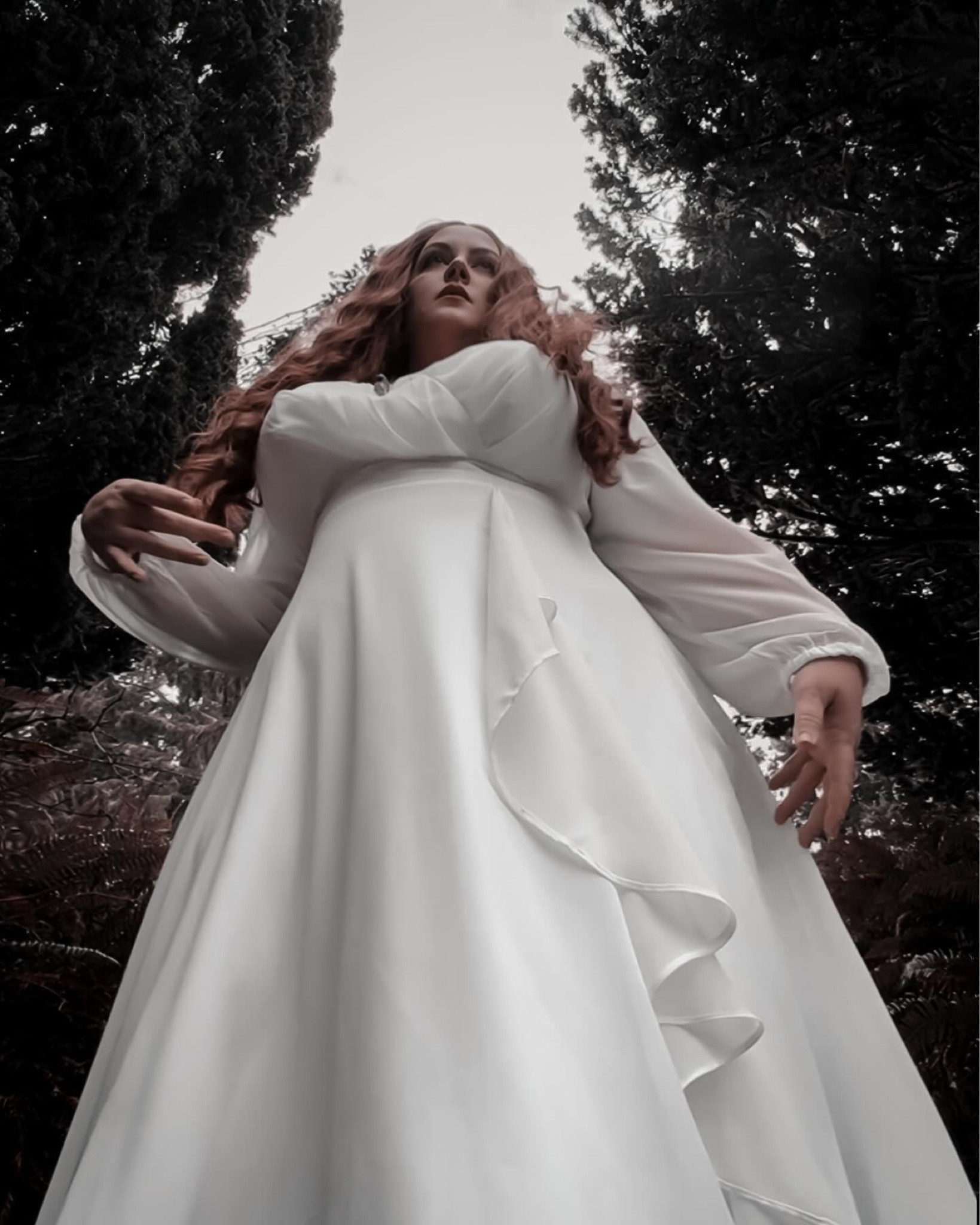 One ticket for Nosferatu please 🎟️

#nosferatustyle #nosferatufilm #amazonfind #amazonfashion #whitedress #ghostly #haunting #vampire #whitegoth #ethereal #whitedress