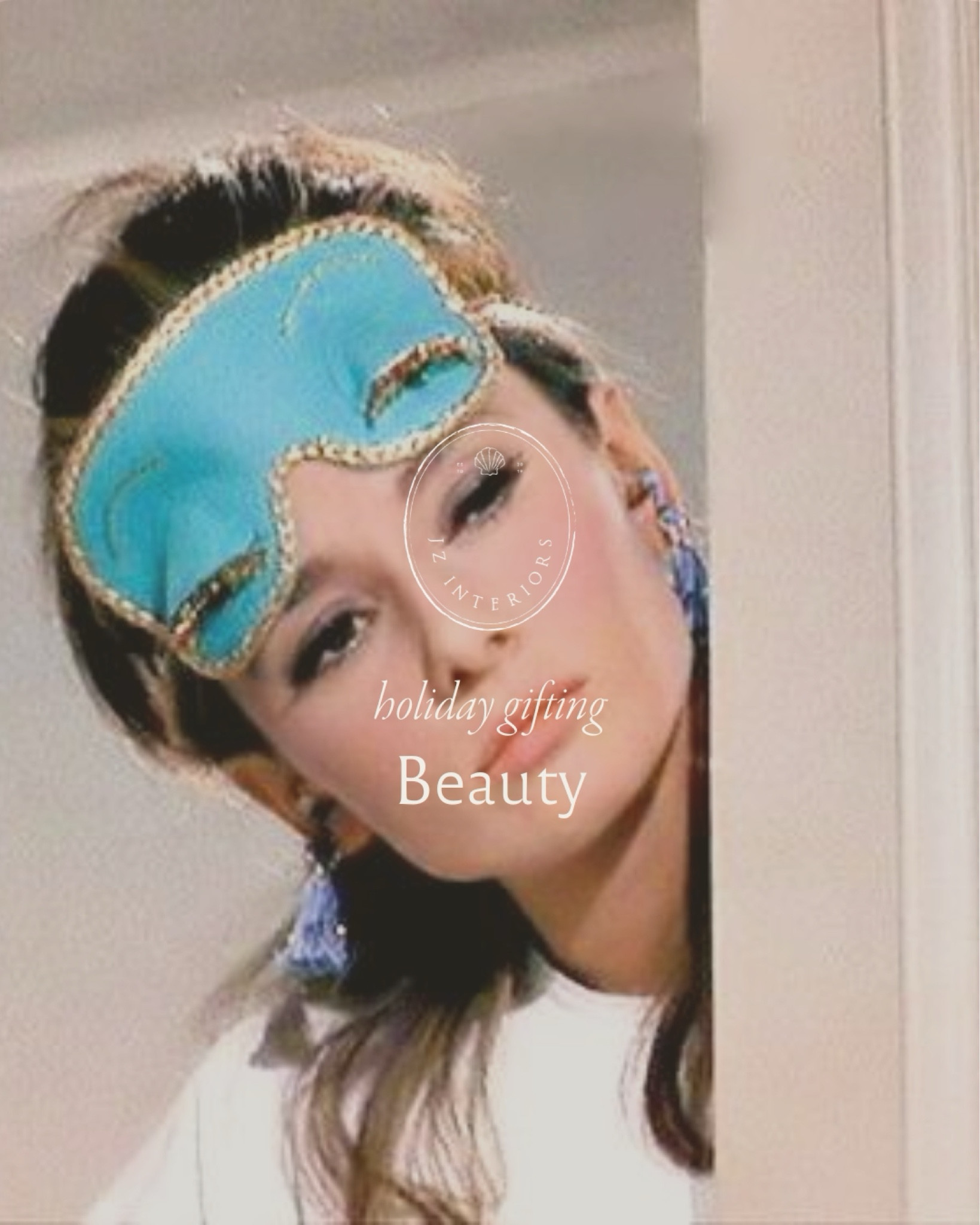 A holiday gift guide with beauty in mind. 
Gifts for any beauty lover ♥️

#ltkgiftguide holiday #christmas #giftguide #gift #gifting #beauty #skincare #beautyproduct 

#LTKstyletip #LTKSeasonal #LTKbeauty