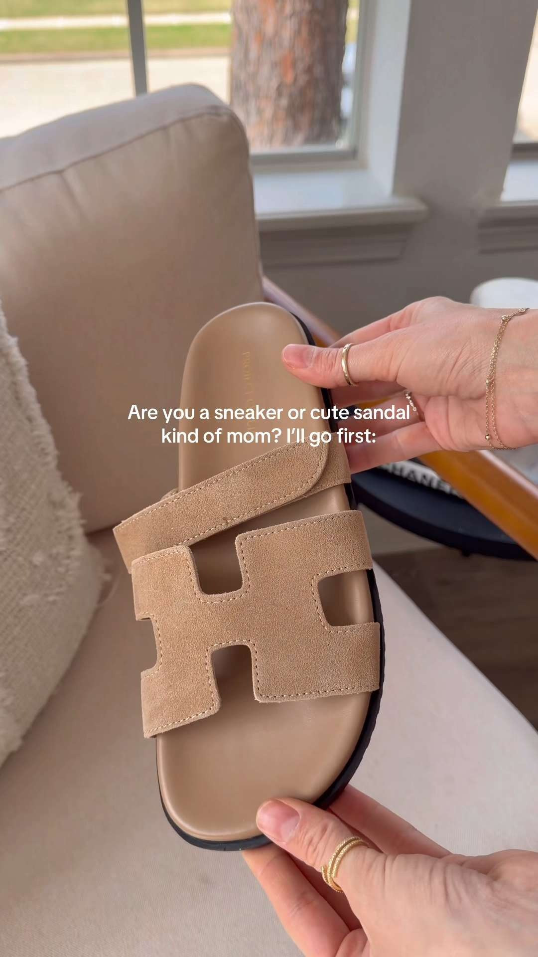 Comfy but cute everyday sandals! run tts 

 