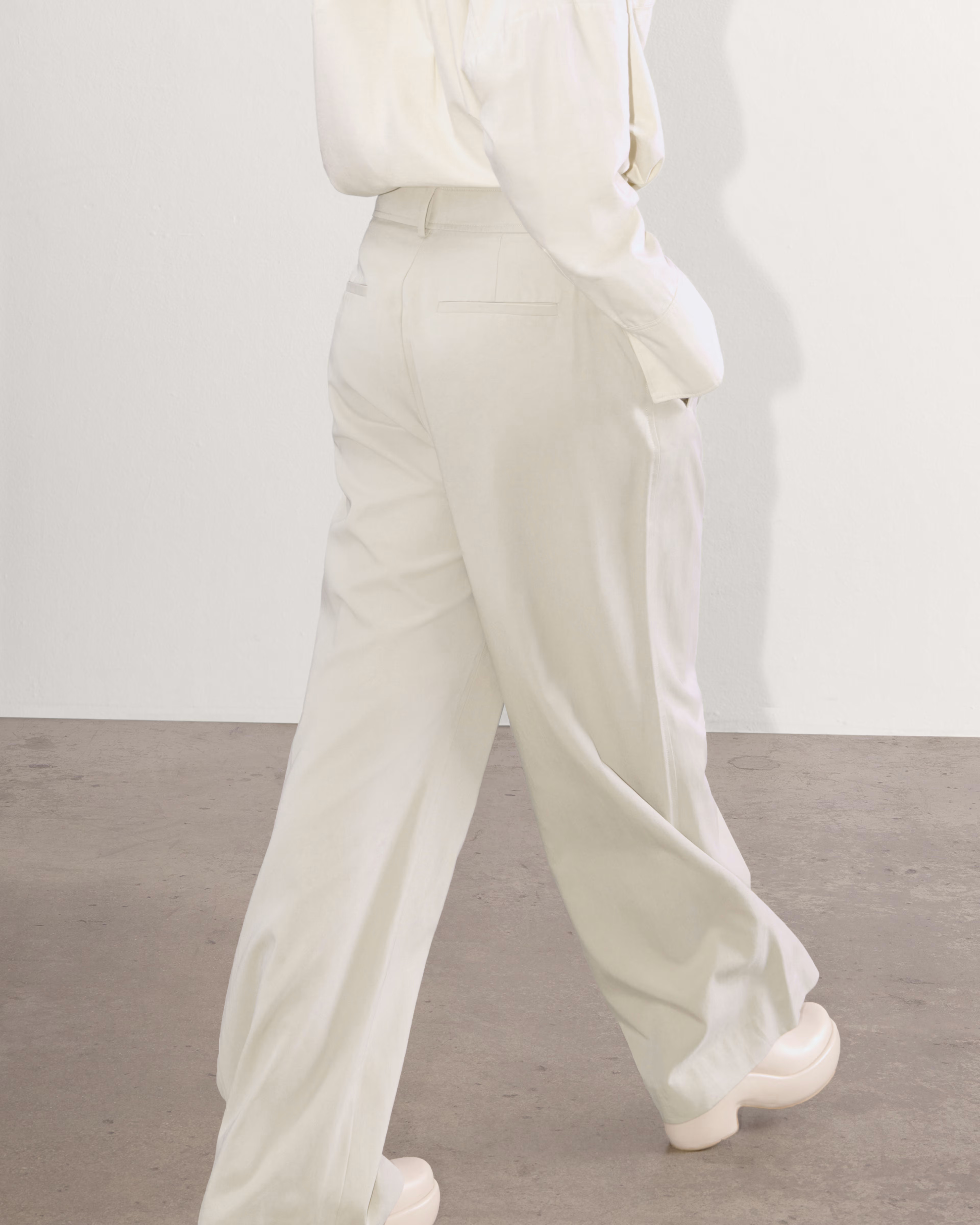 The Draper Pleated Pant in Buttersmooth | Everlane