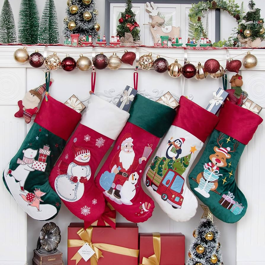 BHD BEAUTY Set of 5 Christmas Stockings Luxury Velvet Stockings Lovely Embroidery Pattern for Fam... | Amazon (CA)