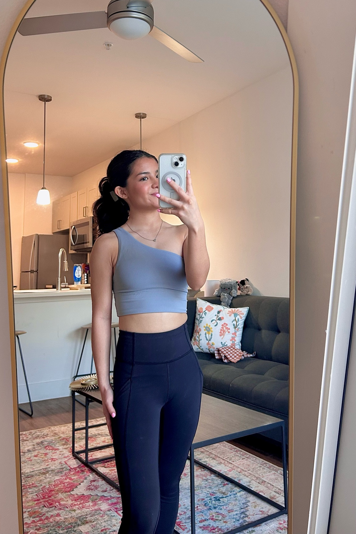 top is size 2 & bottoms are size 0 