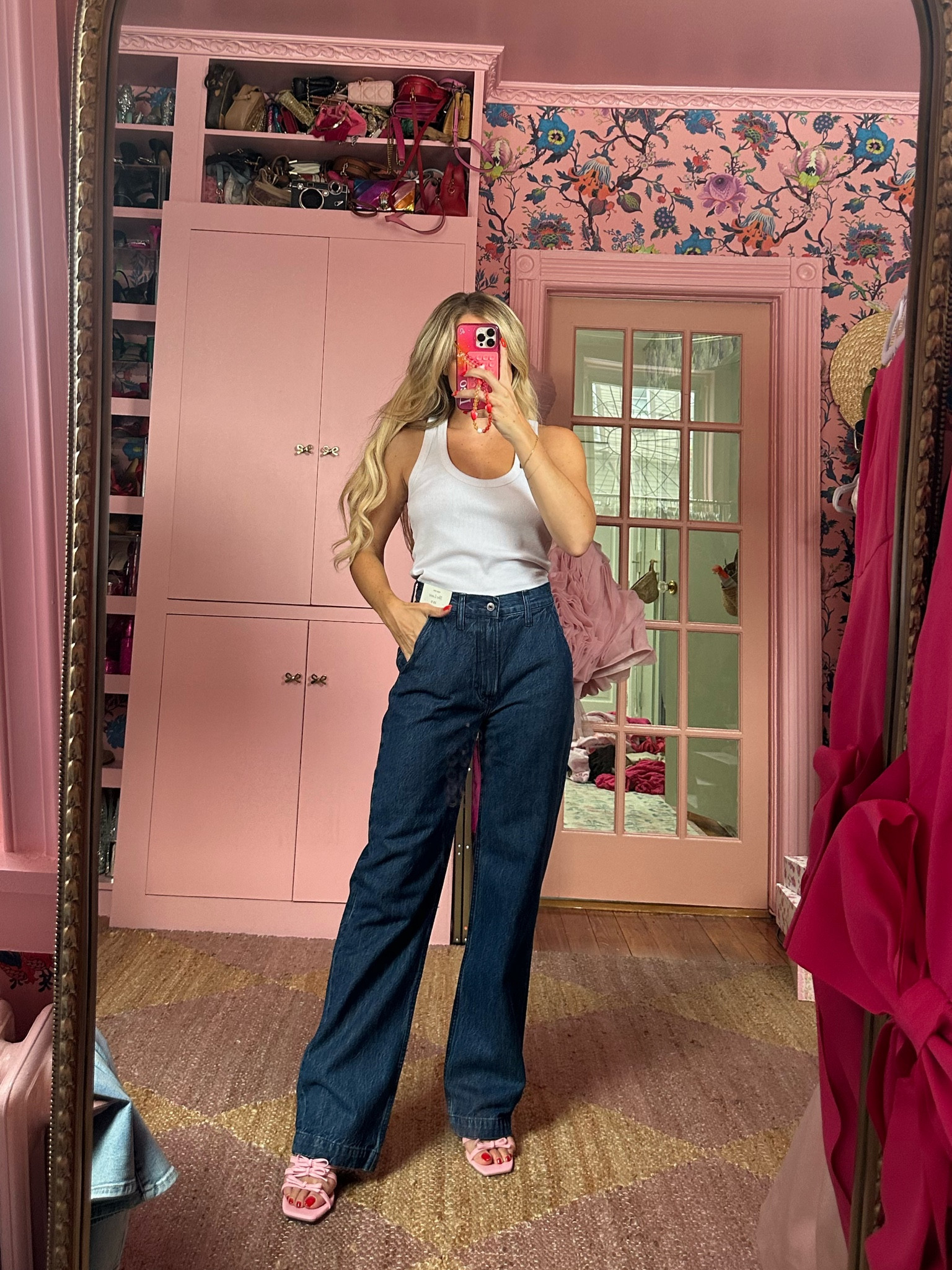Abercrombie & Fitch Semi Annual Denim Sale Try-on 👖 25% off all denim with stackable promo code DENIMAF for an additional 15% off! 💙

High Rise Loose Jean in Dark, wearing size 25R

#LTKxAF #LTKSaleAlert #LTKFindsUnder100