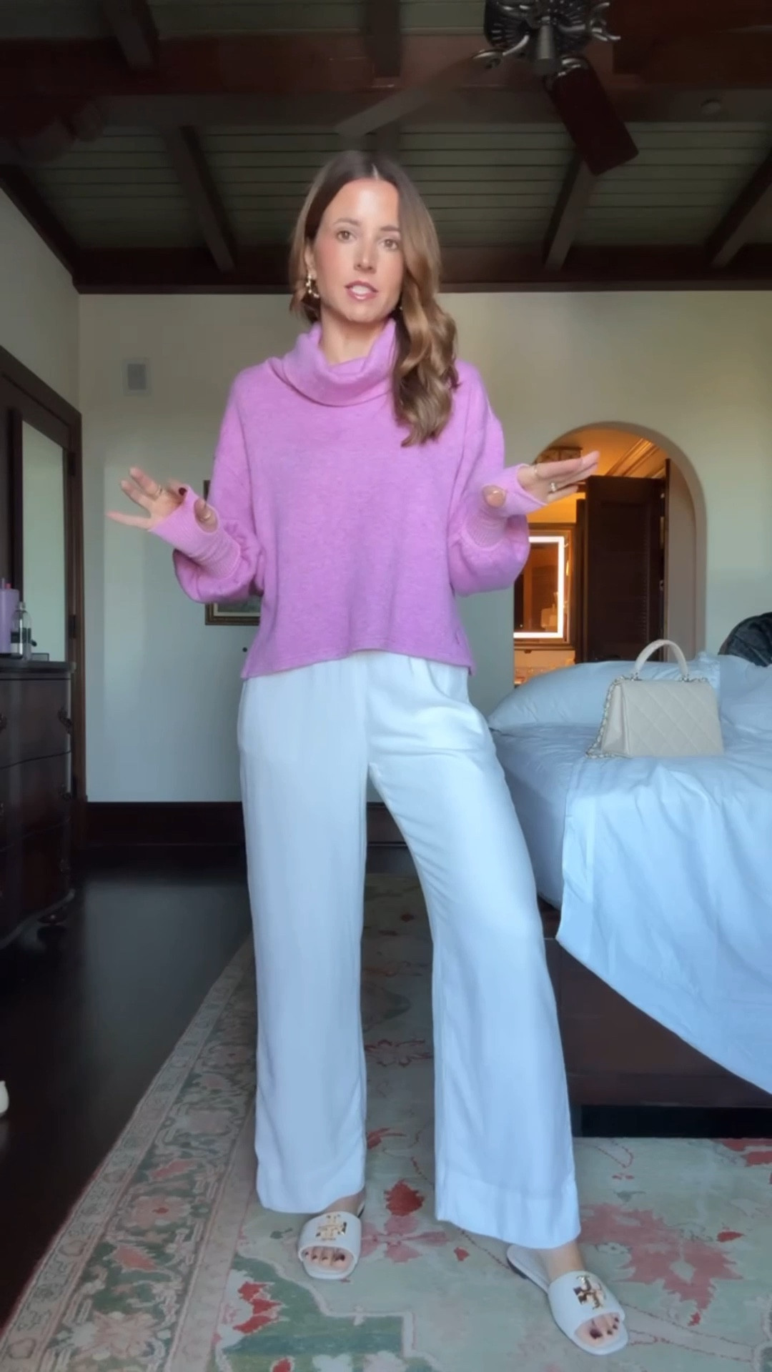 Spring outfit. Travel outfit. Workwear. Sweatpant jeans in sz 23 (size down 1 because these run a little big)! My exact pair is the ‘Miramar Sofie Ankle-Length Pants’ and I also ordered the Miramar Andi Ankle pants. Ankle and full length options available! 


#LTKTravel #LTKPetite #LTKWorkwear