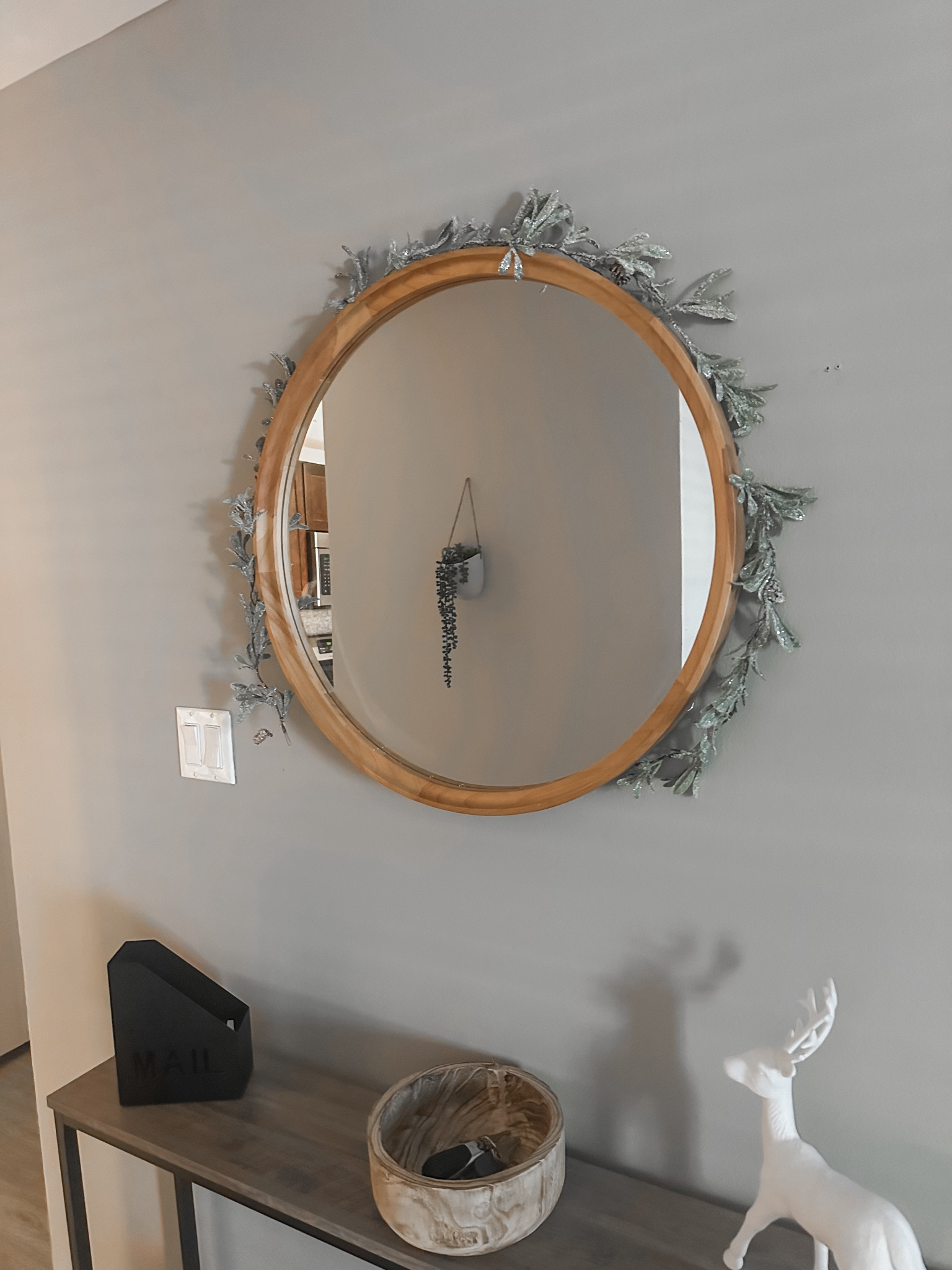 mirror entry way decor

#LTKhome