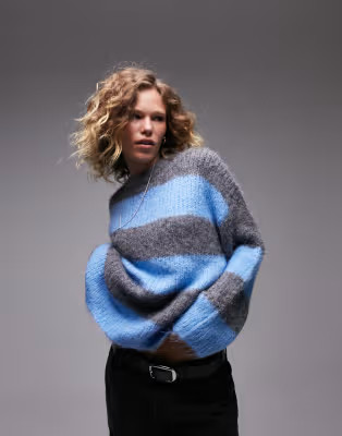 Topshop - Pluizige gebreide oversized trui met opvallende strepen en ronde hals in blauw en antra... | ASOS (Global)