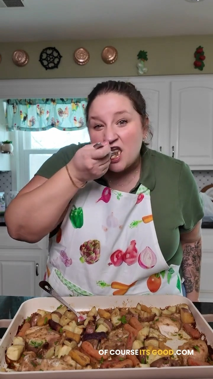 OF COURSE IT’S GOOD 👩🏻‍🍳 FULL VIDEO | Maple Mustard Chicken Thighs 🍁🍗


Full recipe: ofcourseitsgood.com

#LTKHome #LTKfoodie #LTKootd