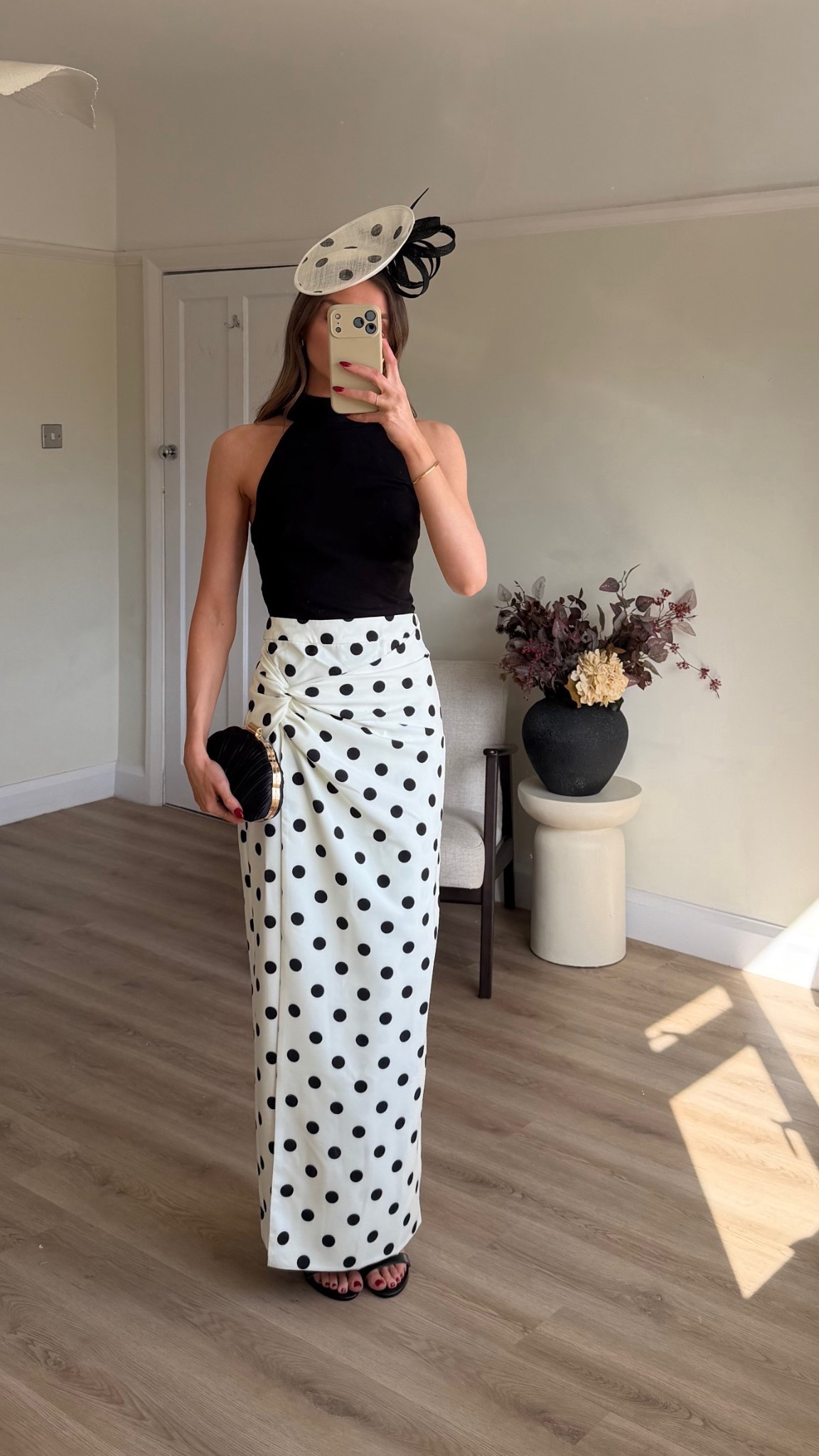 Spring occasionwear
Wearing a size 8 in the top & an 8 in the skirt
I’m 5ft 6 