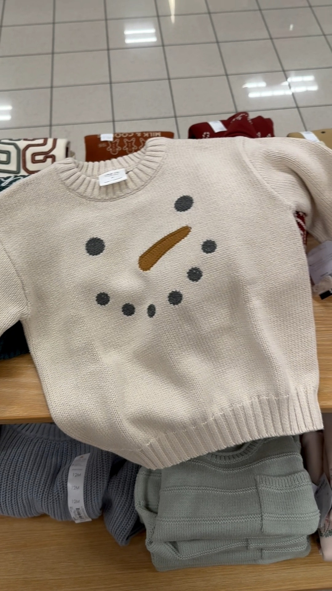 The cutest Christmas sweaters for toddlers and babies! 😍🎄☃️ 