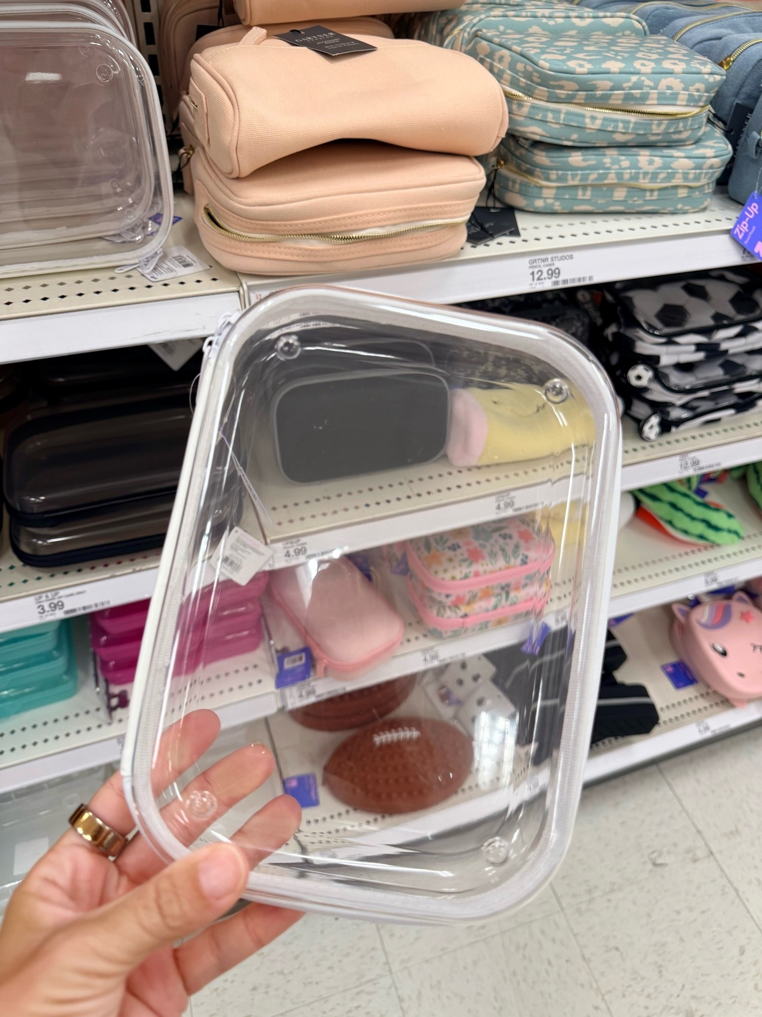 Multi purpose clear pencil case at Target. 🎯

#LTKmomlife #LTKTravel #LTKKids