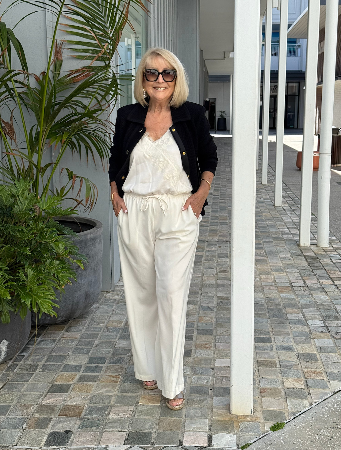 MIX & MATCH MAGIC!  💙🤍

‘Mix & Match’ ideas for SATIN PANTS using different textures.

One pant, ENDLESS LOOKS!

🔗  SHOP: LTK Link in BIO and STORIES or Comment SHOP! 🛍

#StyleOver50 #StyleMyWay #AgelessElegance #StyleInspiration #OOTD 

 #LTKaustralia #LTKover50style #LTKstyletip