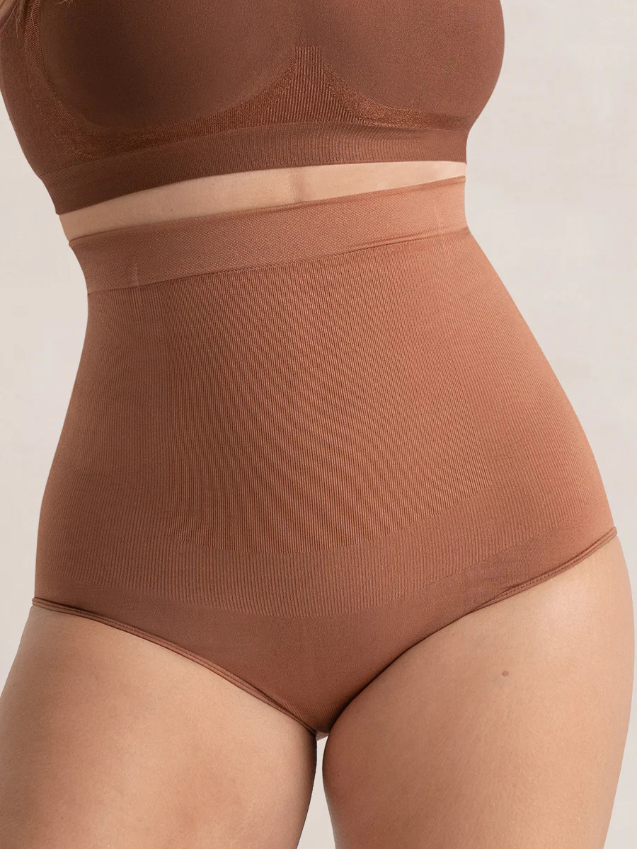 Shapermint Essentials All Day Every Day High-Waisted Shaper Panty Shapewear Latte M / L | Shapermint