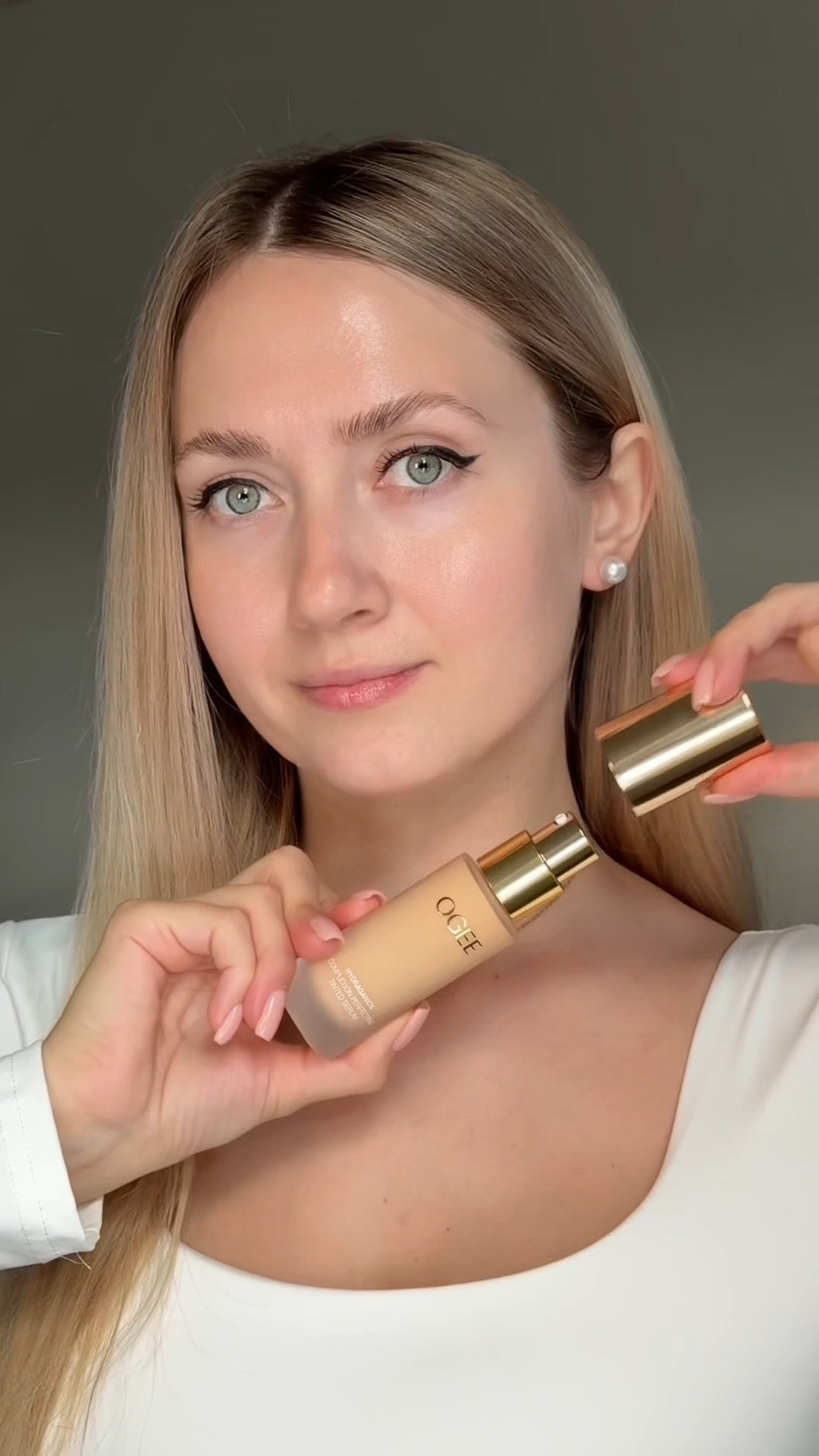 Soft, natural looks with Ogee🤍✨

I’m using Ogee Tinted Serum, shade 0.25 Fair (Neutral) , Cristal Contour Colection, Blender brush and Base Brush. 

#CleanBeauty #MinimalMakeup #Ogee #EverydayGlow #LTKBeauty

#LTKBeauty #LTKFindsUnder100 #LTKFallSale