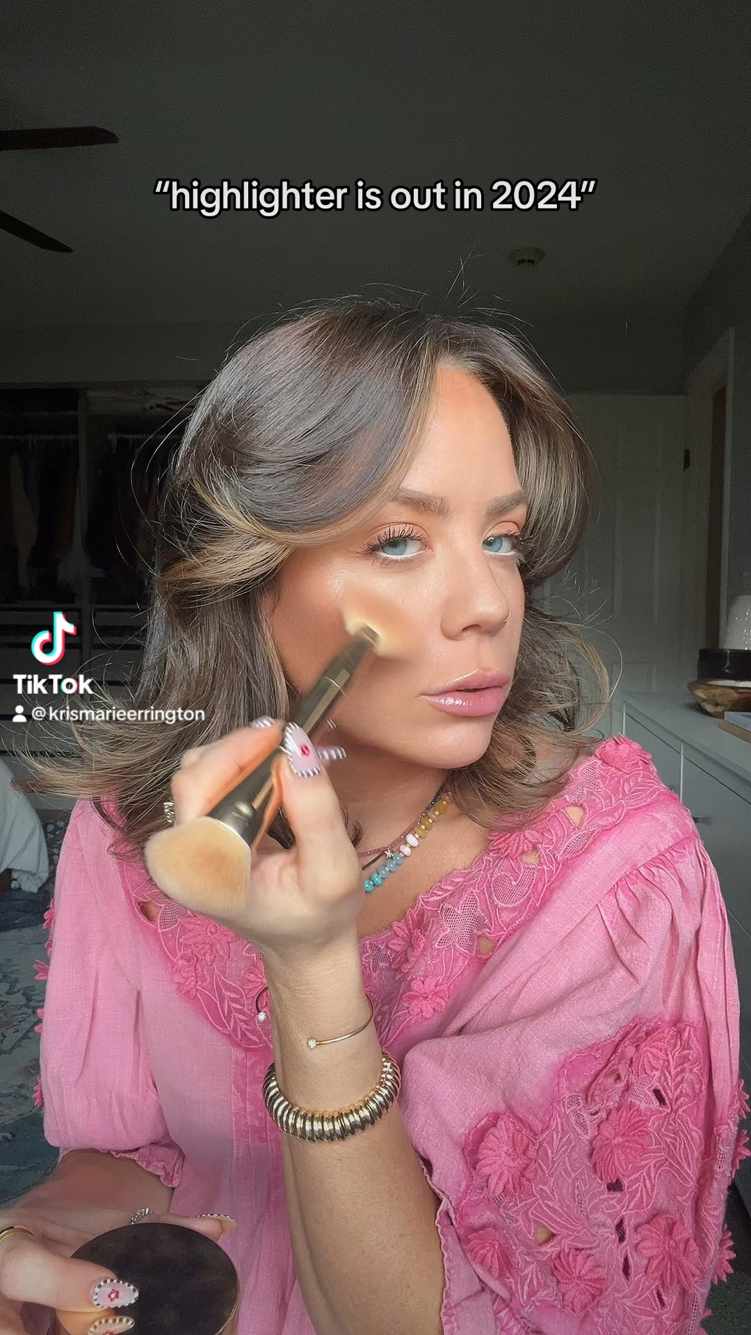 We love a good highlight AROUND HERE 👌🏽 this one gives the prettiest glow from within. Wearing an XS in the top but def size down it’s BIG.

#LTKbeauty #LTKfindsunder50 #LTKfindsunder100