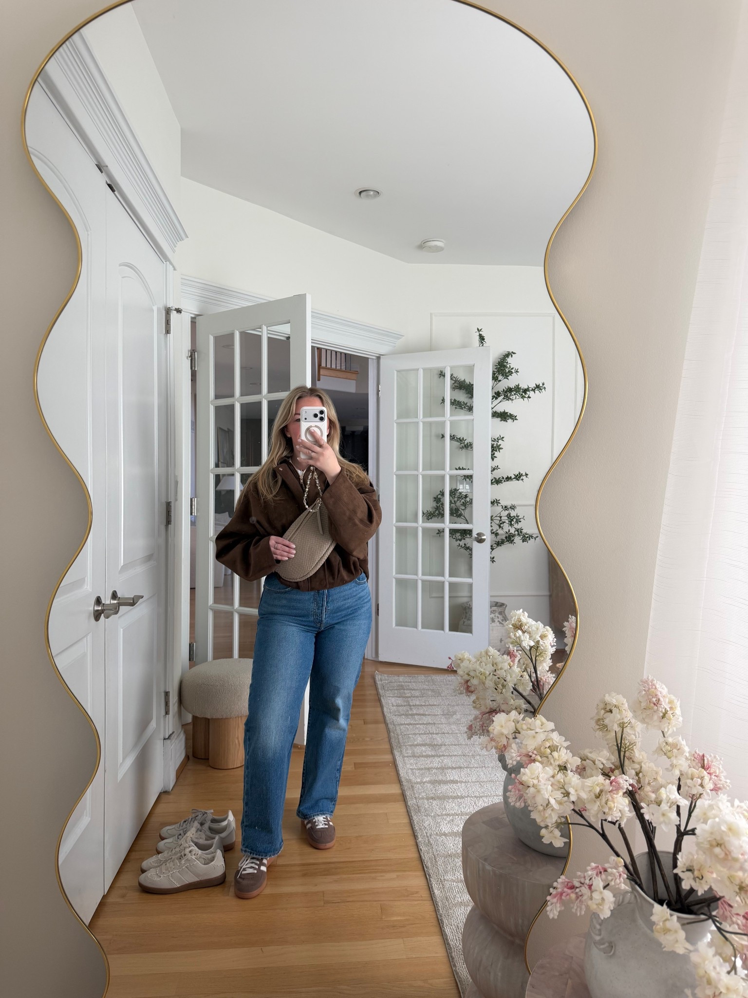 Today’s outfit for the Shedd Aquarium + a little city stroll with the kids 🤍
Comfortable, neutral, and easy for a full day out


#LTKgrwm #LTKdayinmylife #LTKootd