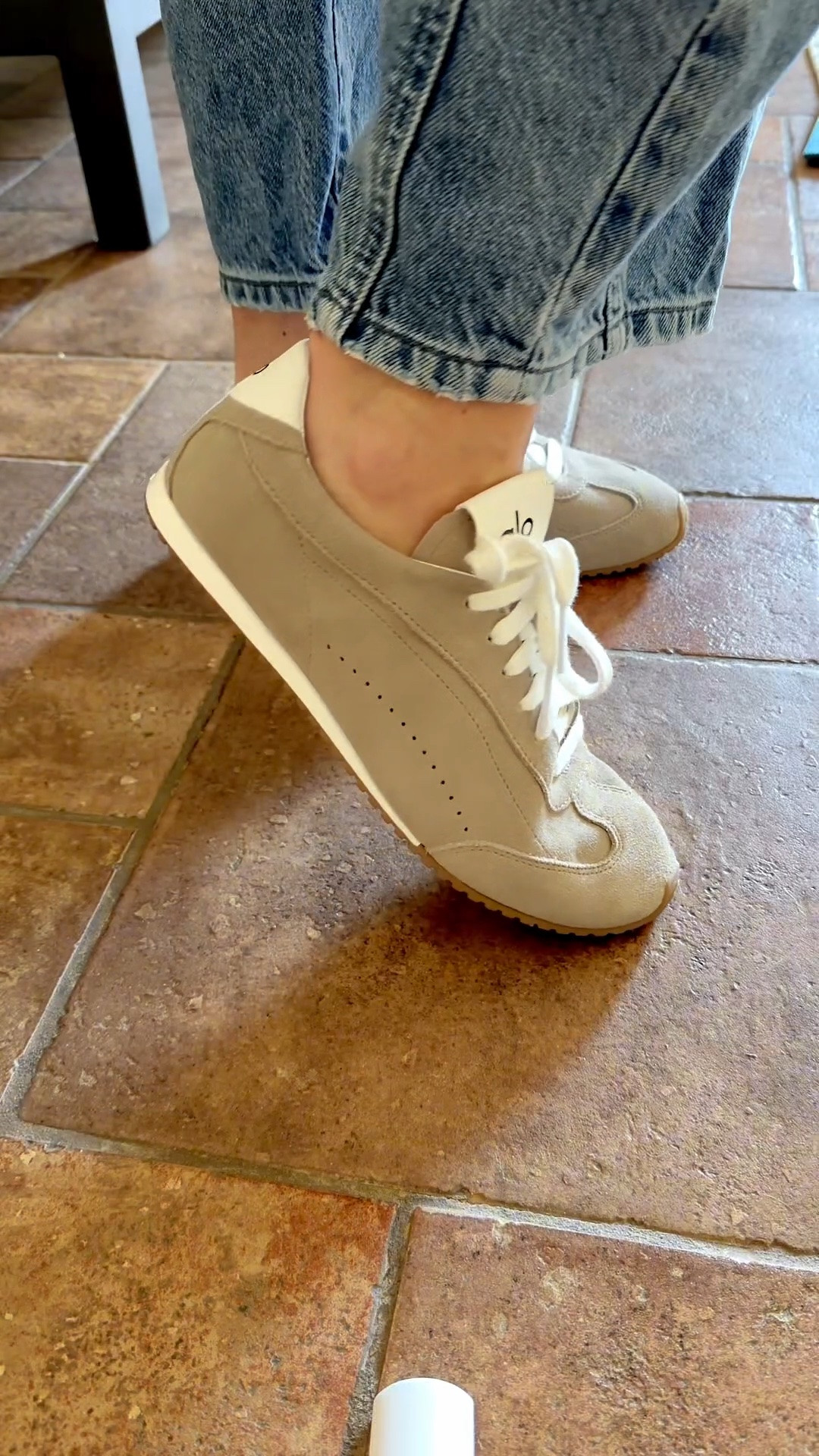 Absolutely loving these new sneakers by @Alo Yoga 🤎 so comfortable and easy to style!

#LTKootd #LTKActive #LTKTravel