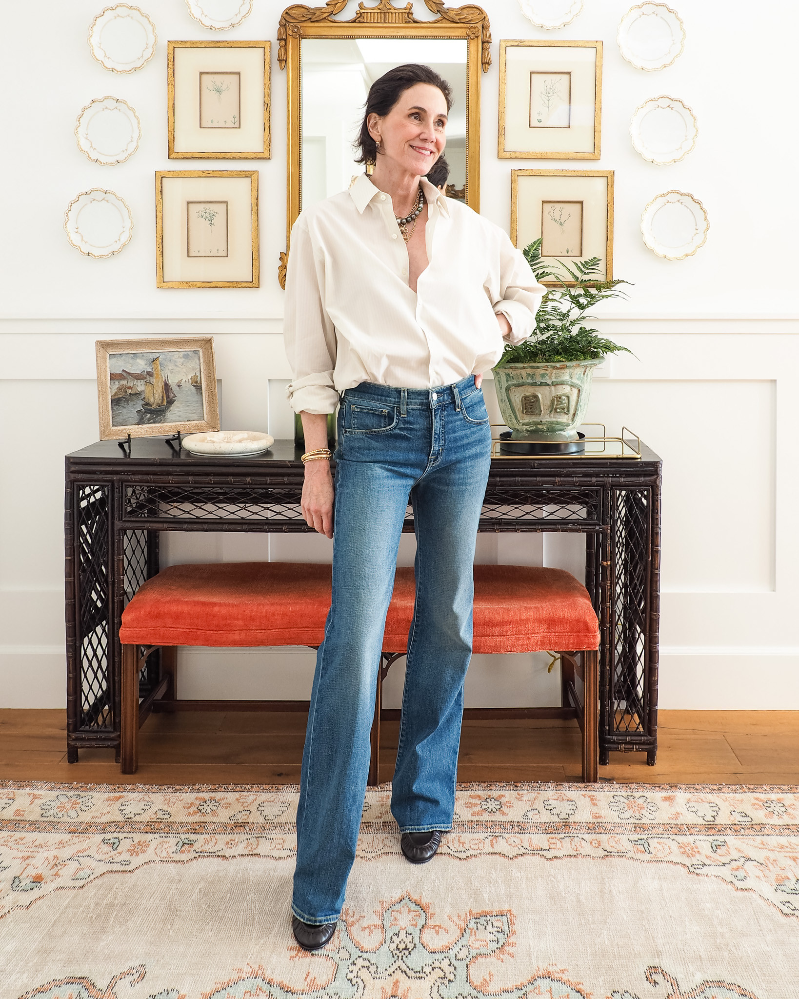 Nothing beats a crisp poplin shirt with jeans. I like them oversized, unbuttoned as far as I dare, sleeves rolled, casually tucked. All those small details add up to a balanced proportion. 

 #LTKootd