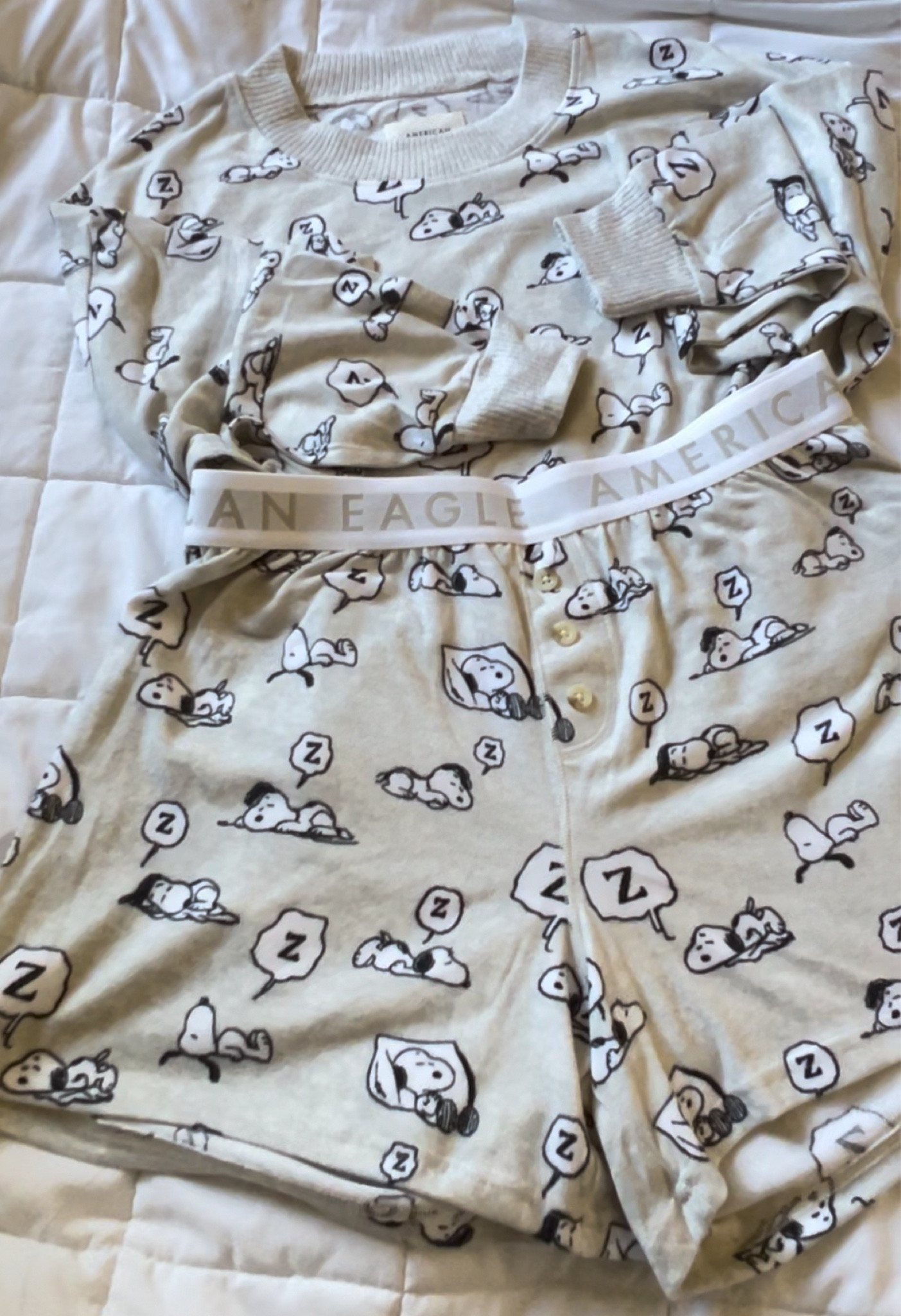 Comfy Snoopy Pjs🖤

#LTKSeasonal #LTKHoliday #LTKHolidaySale