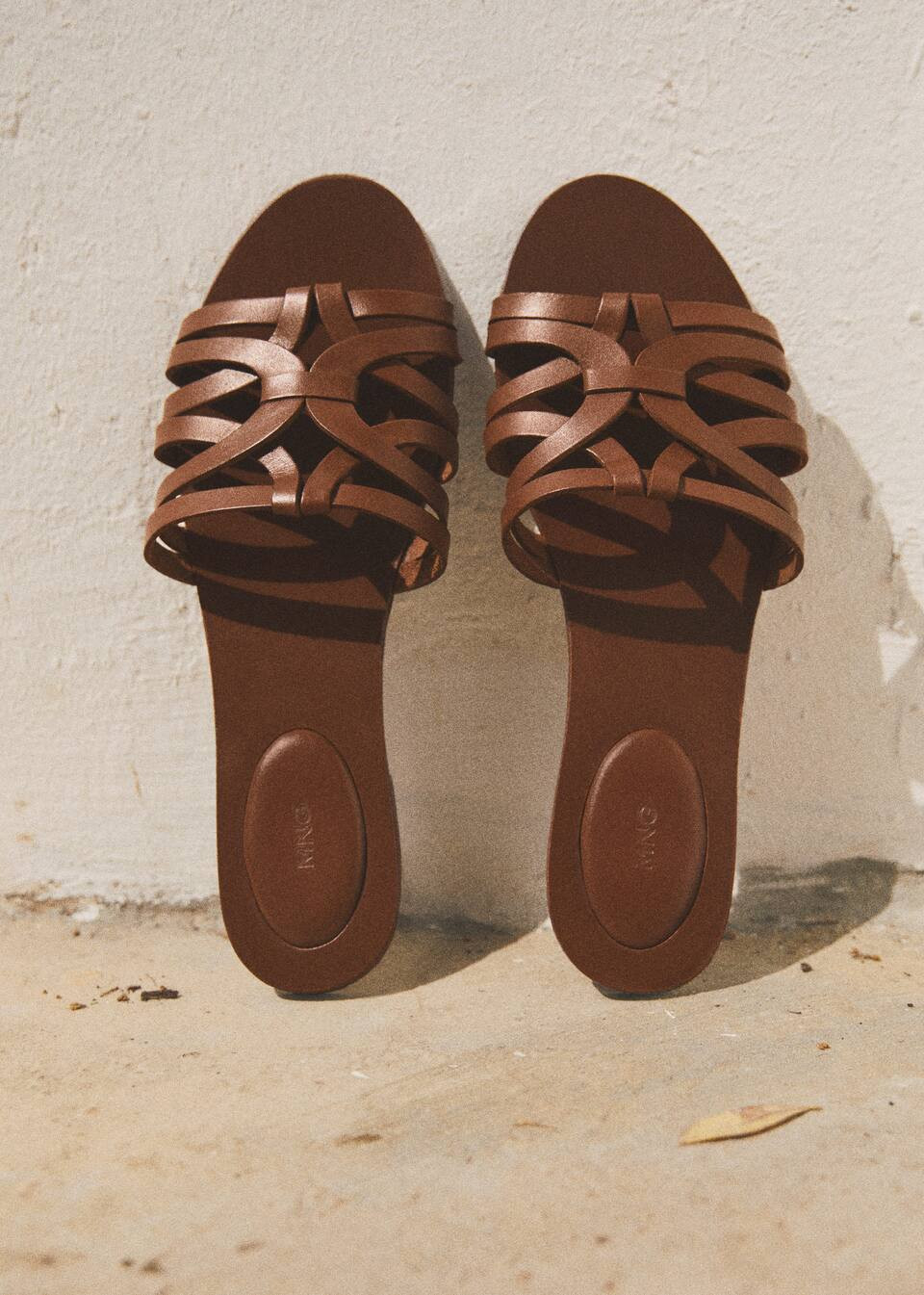 3536373839404142 | MANGO (DE)