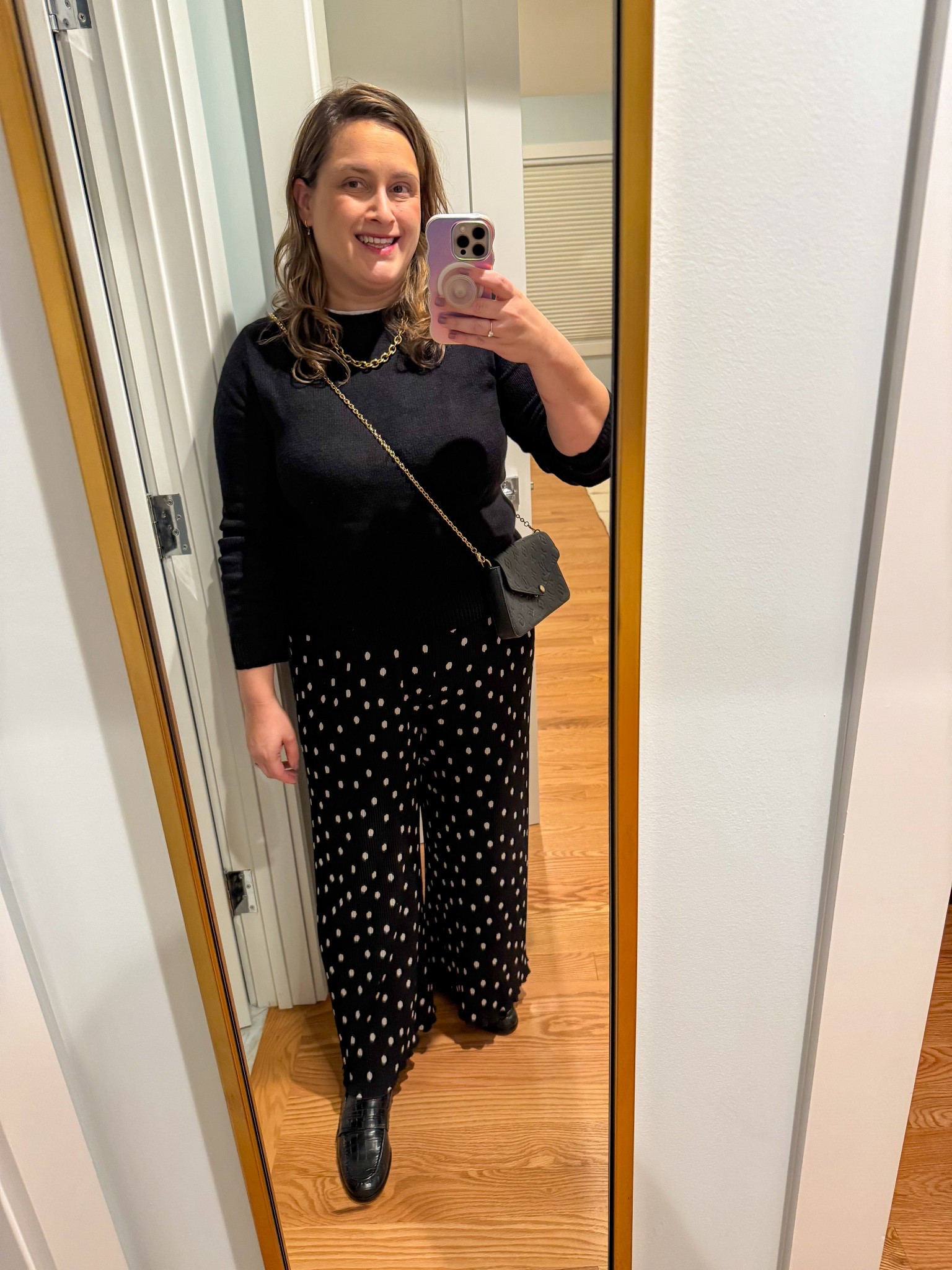 Black and white outfit, how to style wide leg pants 

#LTKMidsize #LTKSeasonal