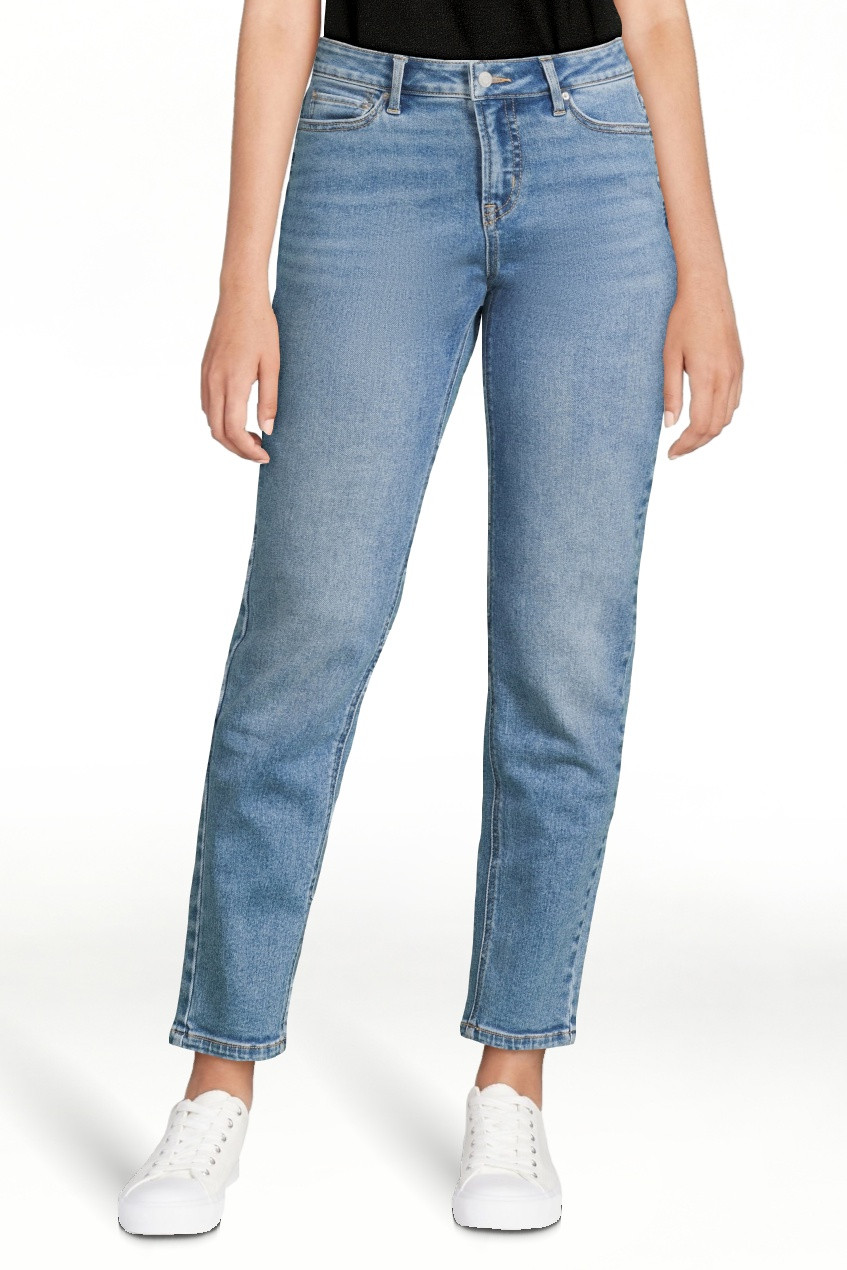 Time and Tru Women’s Mid Rise Straight Leg Jeans, Sizes 0-22, Regular & Short Inseams | Walmart (US)