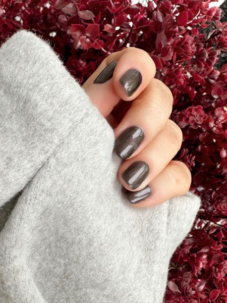 HOT new nail color for fall! No more paying extra for that chrome look! 

Linked here in all options! It’s brand new so only available at one spot so far! 
Shade: HOT TODDY NAUGHTY

Nail polish. Fall nails. Chrome. Trends. Nail color. 

#LTKHoliday #LTKbeauty #LTKSeasonal