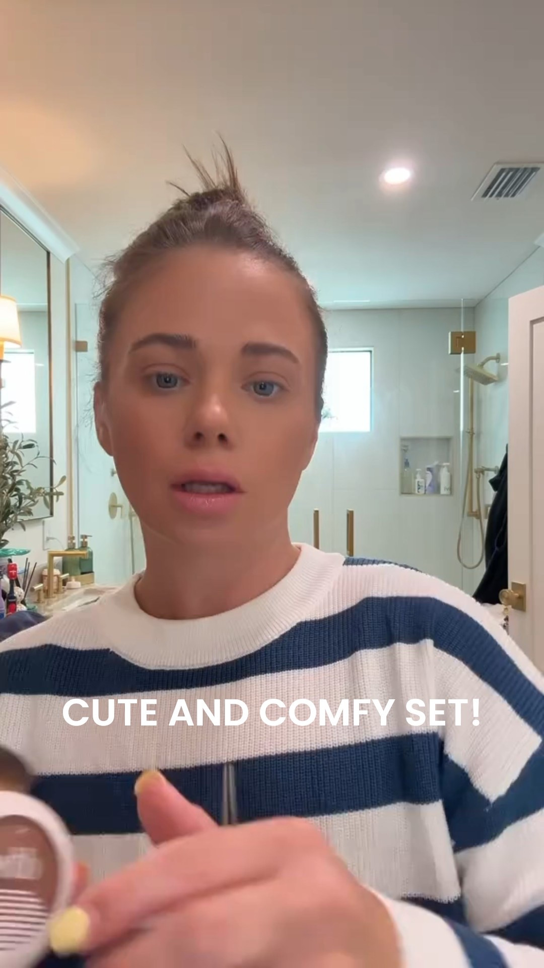 Such a cute and comfortable set, wearing size small! Comes in several colors as well. Bronzer shade caramel cappuccino, lip gloss shade crème brûlée 

#LTKStyleTip #LTKBeauty #LTKFindsUnder50